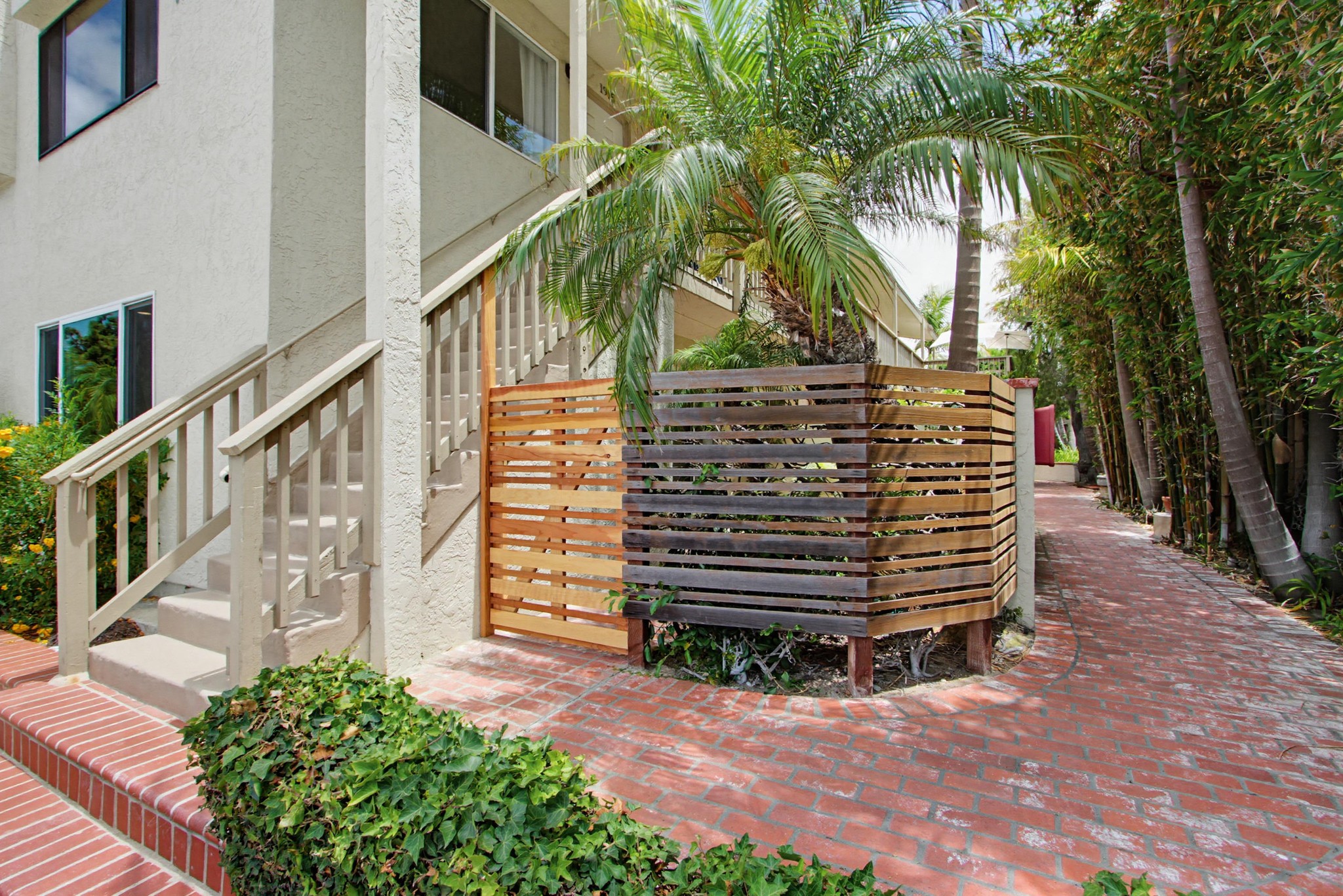 Virtual tour photo 6 of 46 for 1909 San Elijo Ave