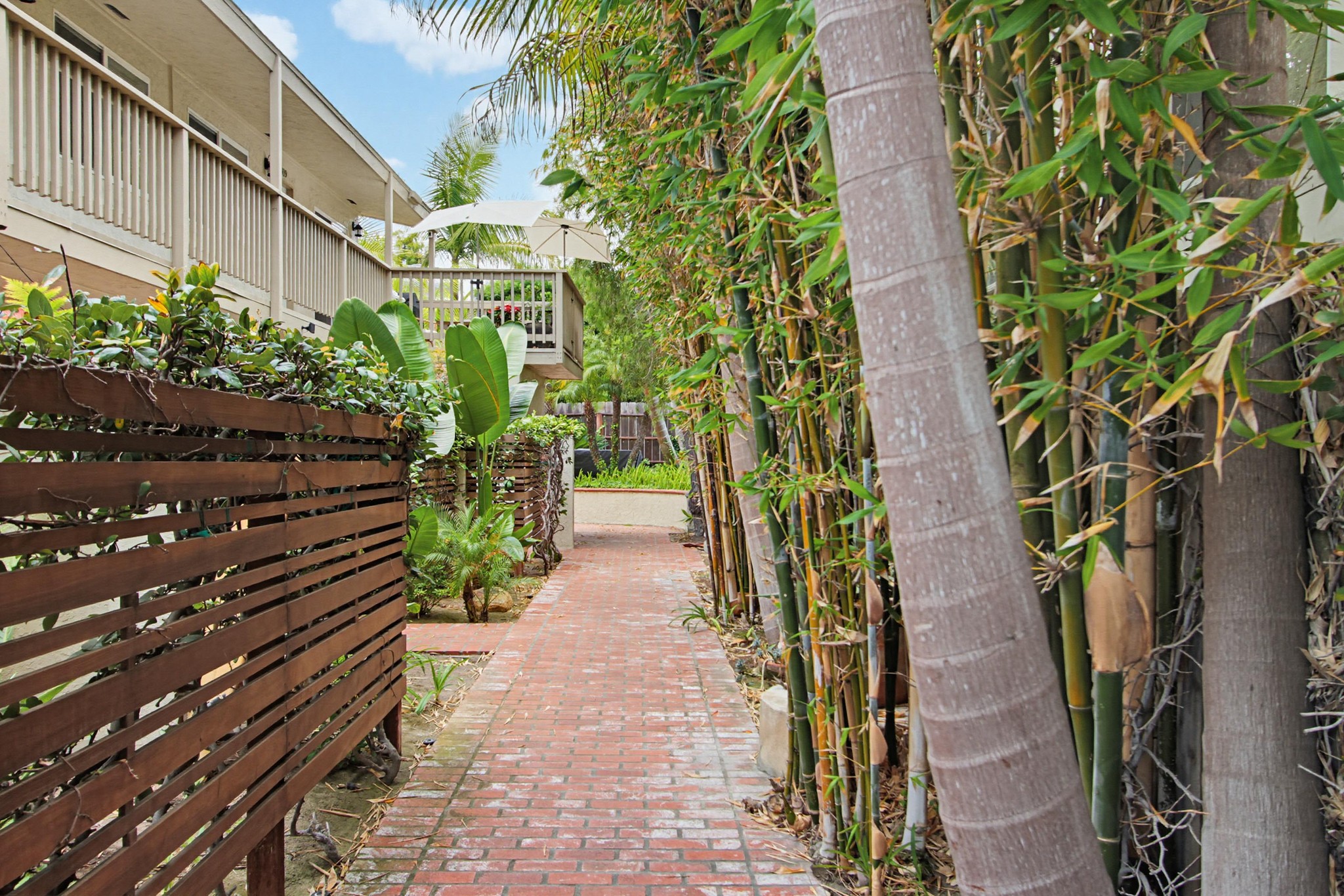 Virtual tour photo 8 of 46 for 1909 San Elijo Ave