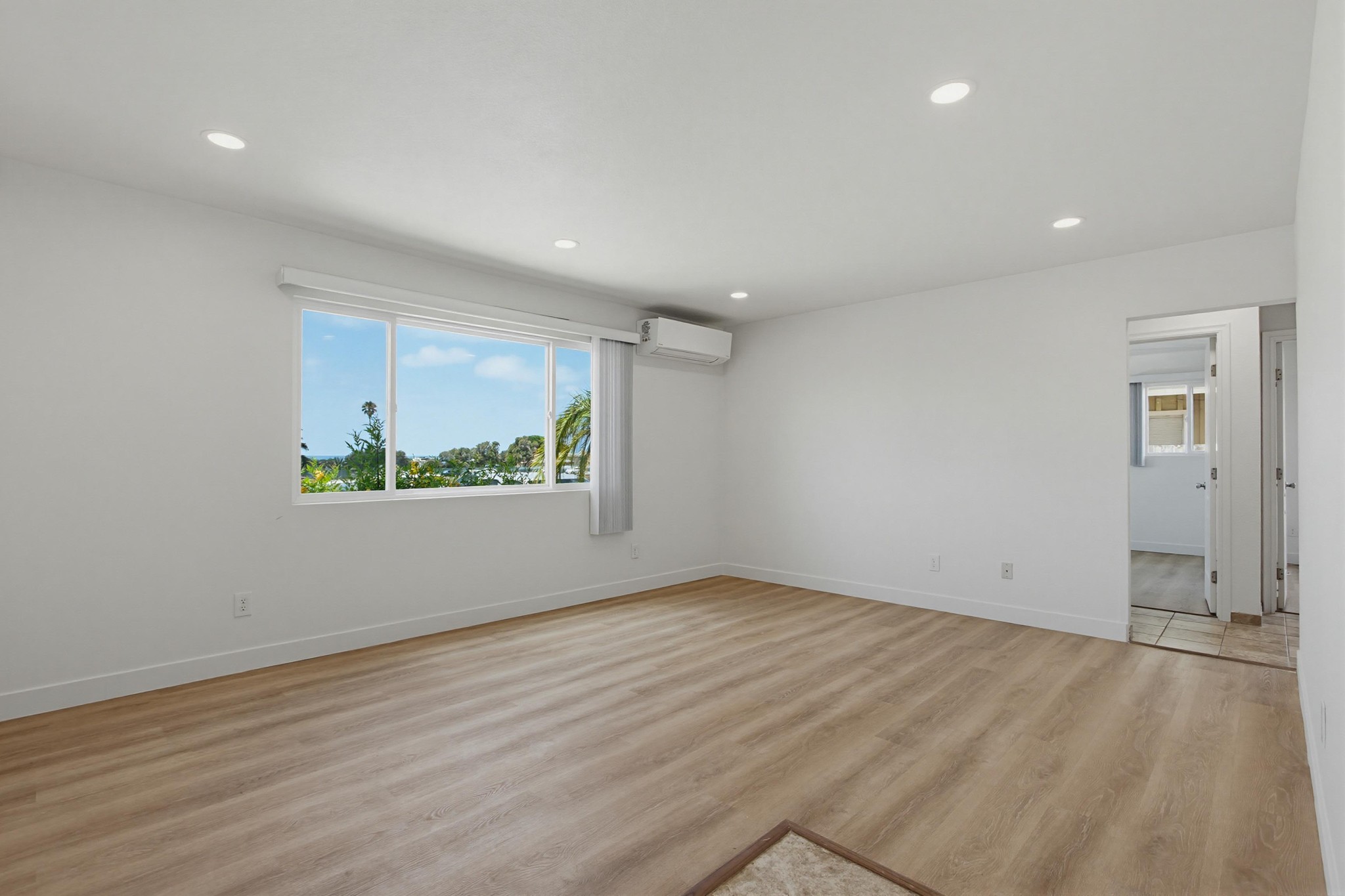 Virtual tour photo 15 of 46 for 1909 San Elijo Ave