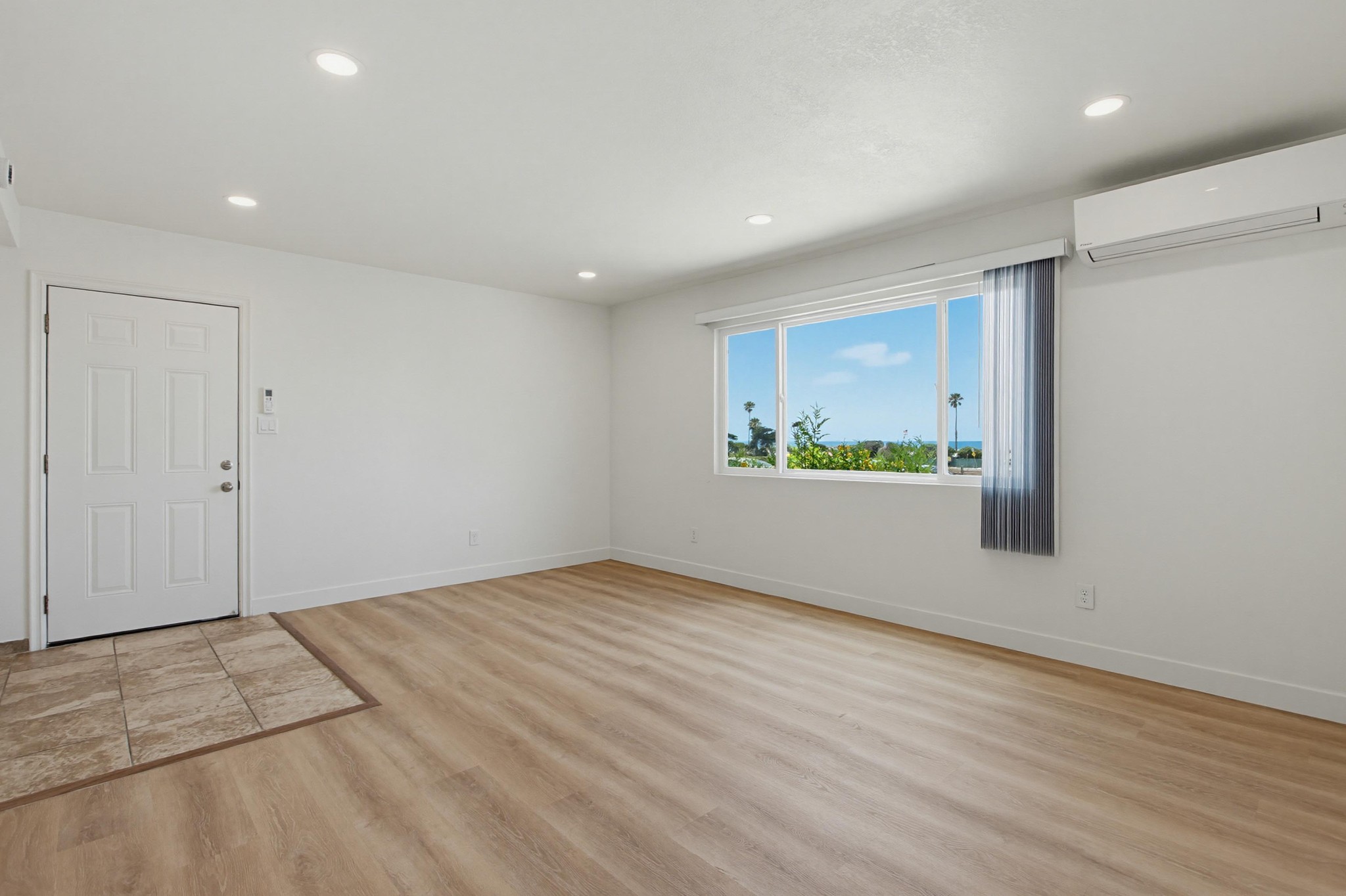 Virtual tour photo 16 of 46 for 1909 San Elijo Ave