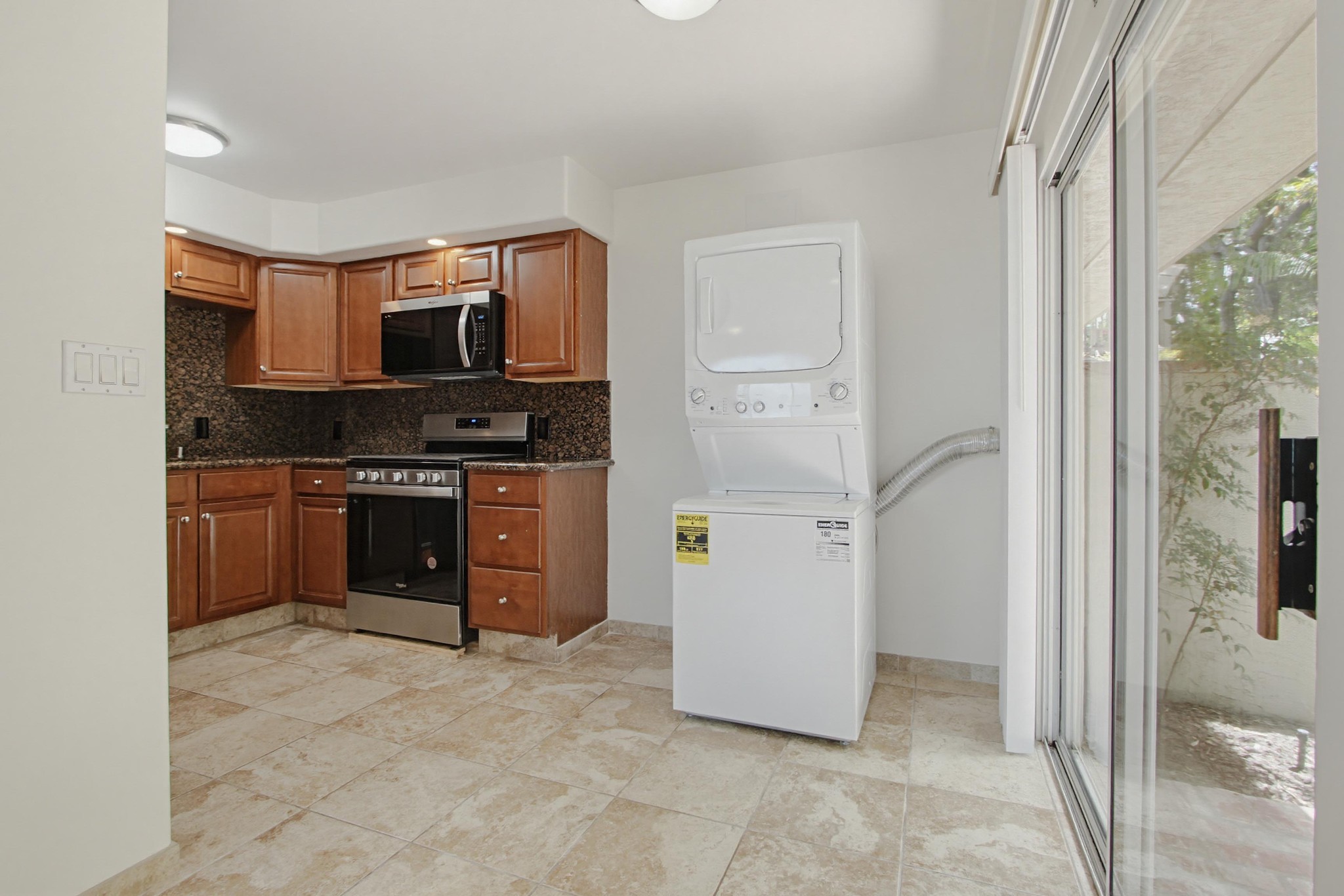 Virtual tour photo 22 of 46 for 1909 San Elijo Ave