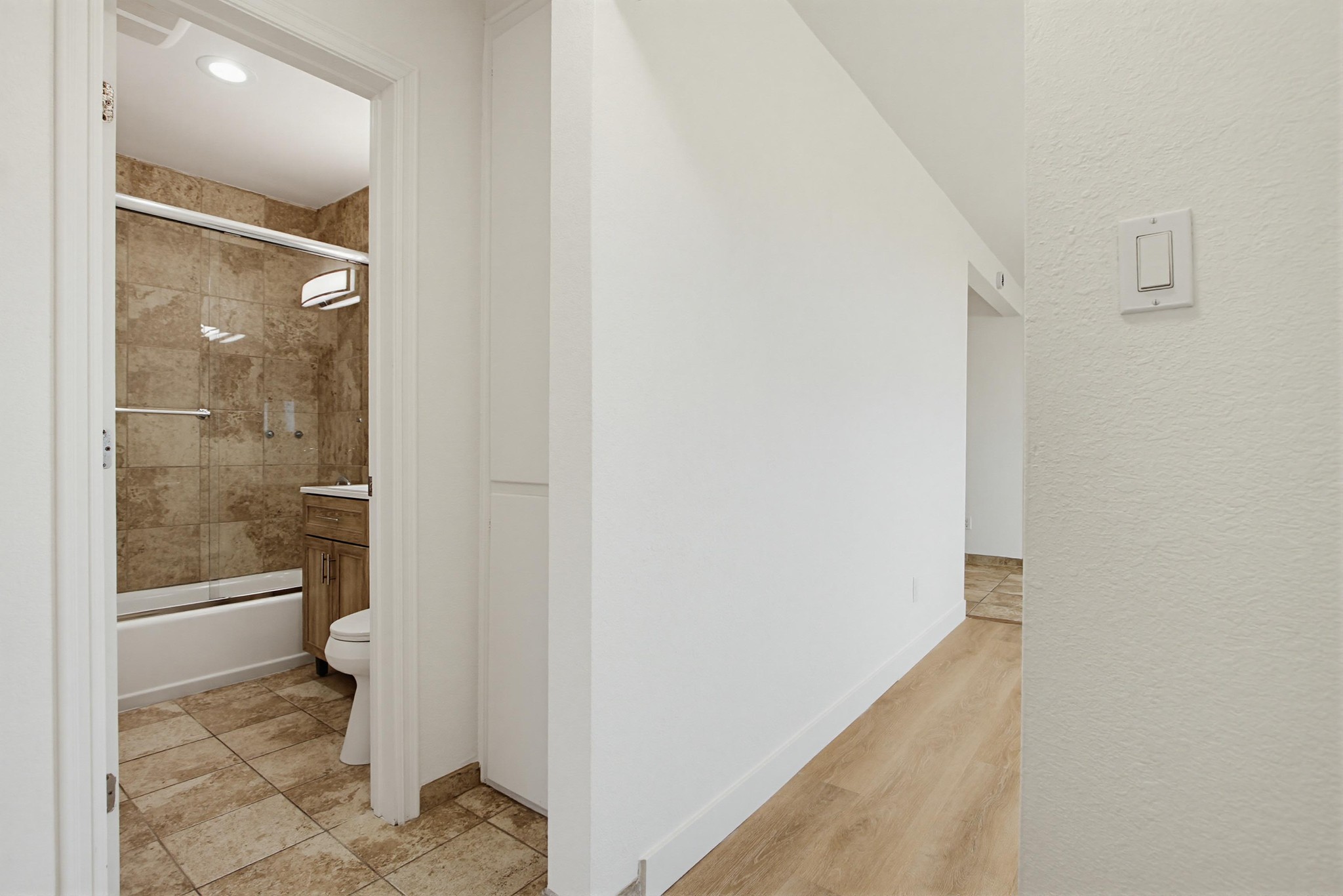 Virtual tour photo 36 of 46 for 1909 San Elijo Ave