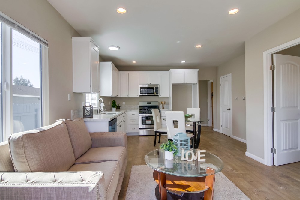Virtual tour photo 9 of 34 for 1910 S 41st St