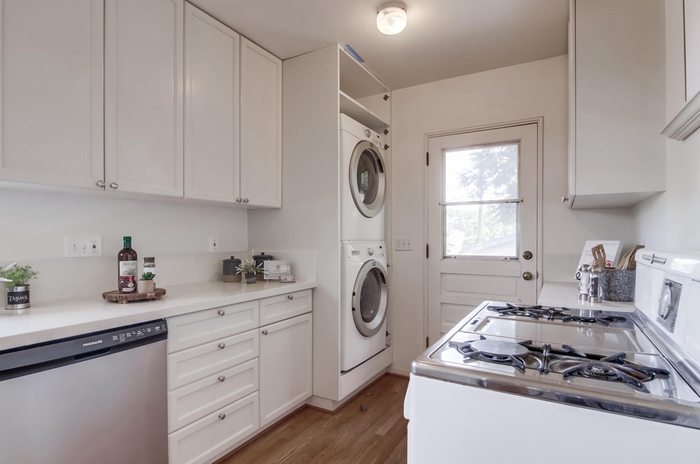 Virtual tour photo 27 of 64 for 1915 Capistrano St