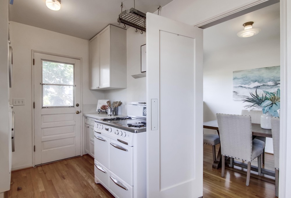 Virtual tour photo 28 of 64 for 1915 Capistrano St