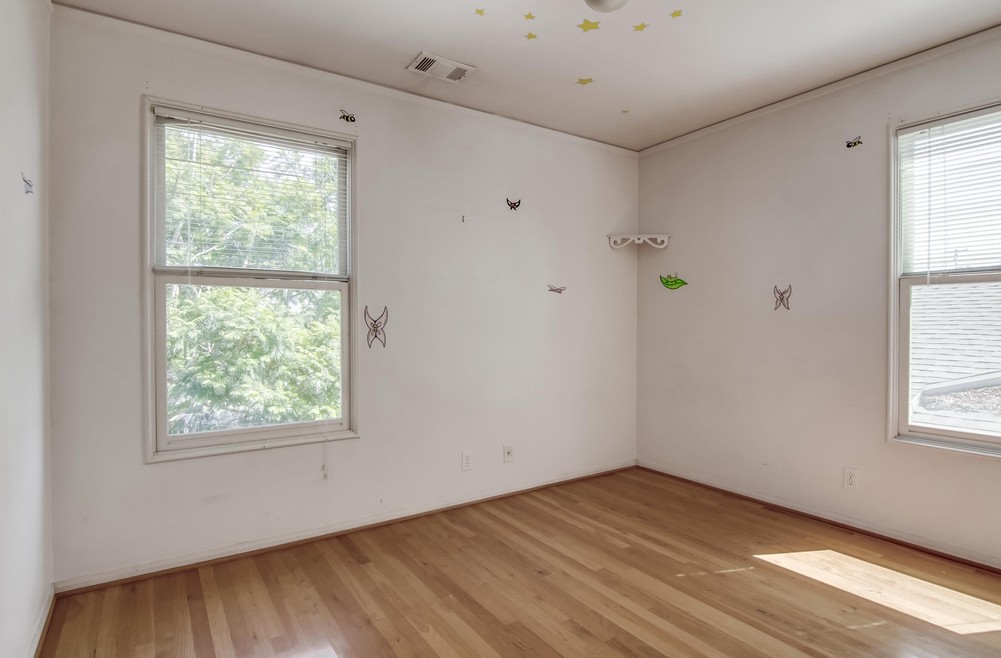 Virtual tour photo 49 of 64 for 1915 Capistrano St