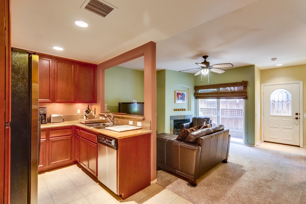 Virtual tour photo 12 of 30 for 1915 Diamond St