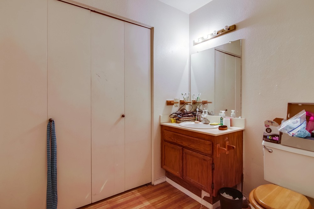 Virtual tour photo 18 of 34 for 1915 Manzana Way