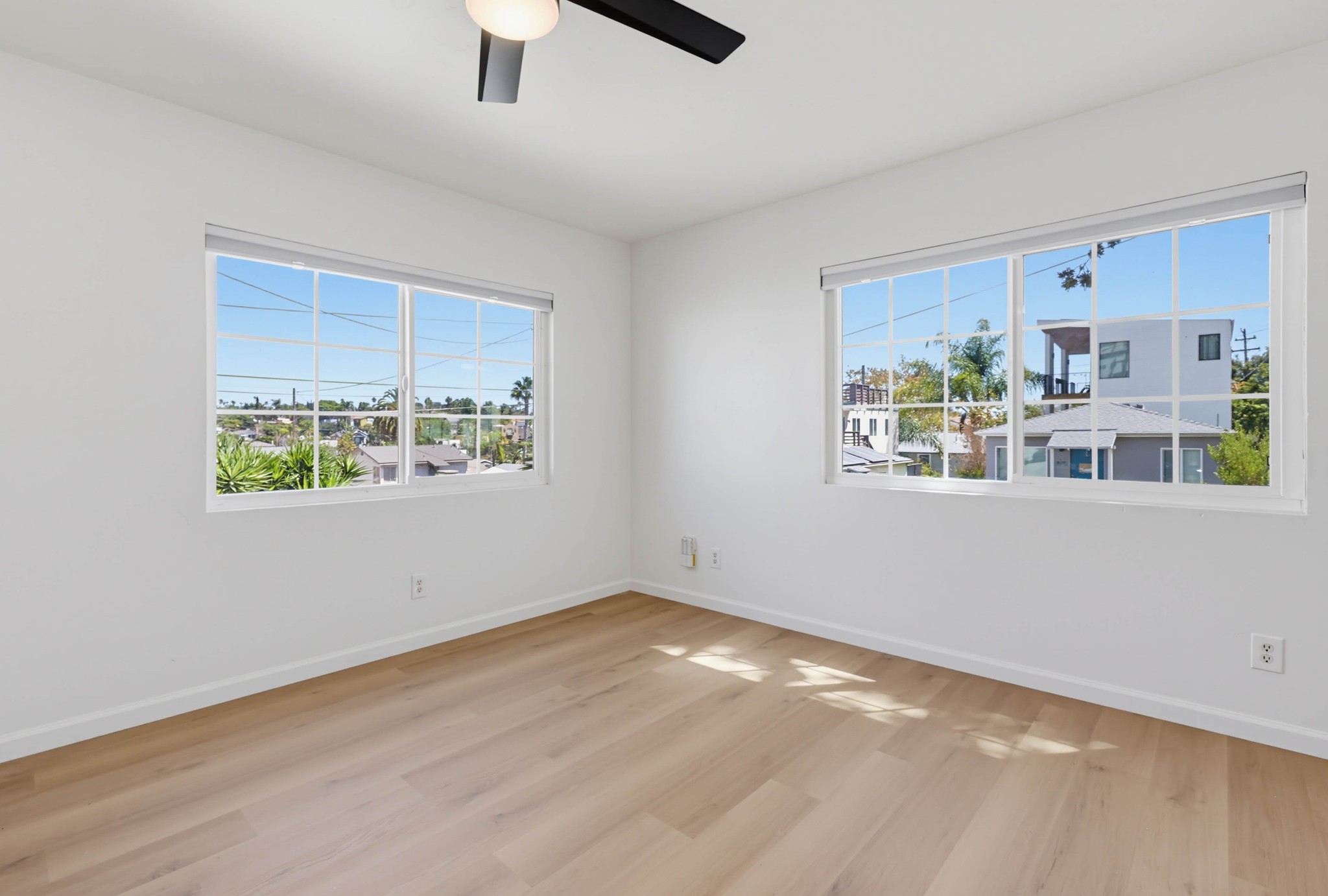 Virtual tour photo 14 of 49 for 1916 Florida Ct