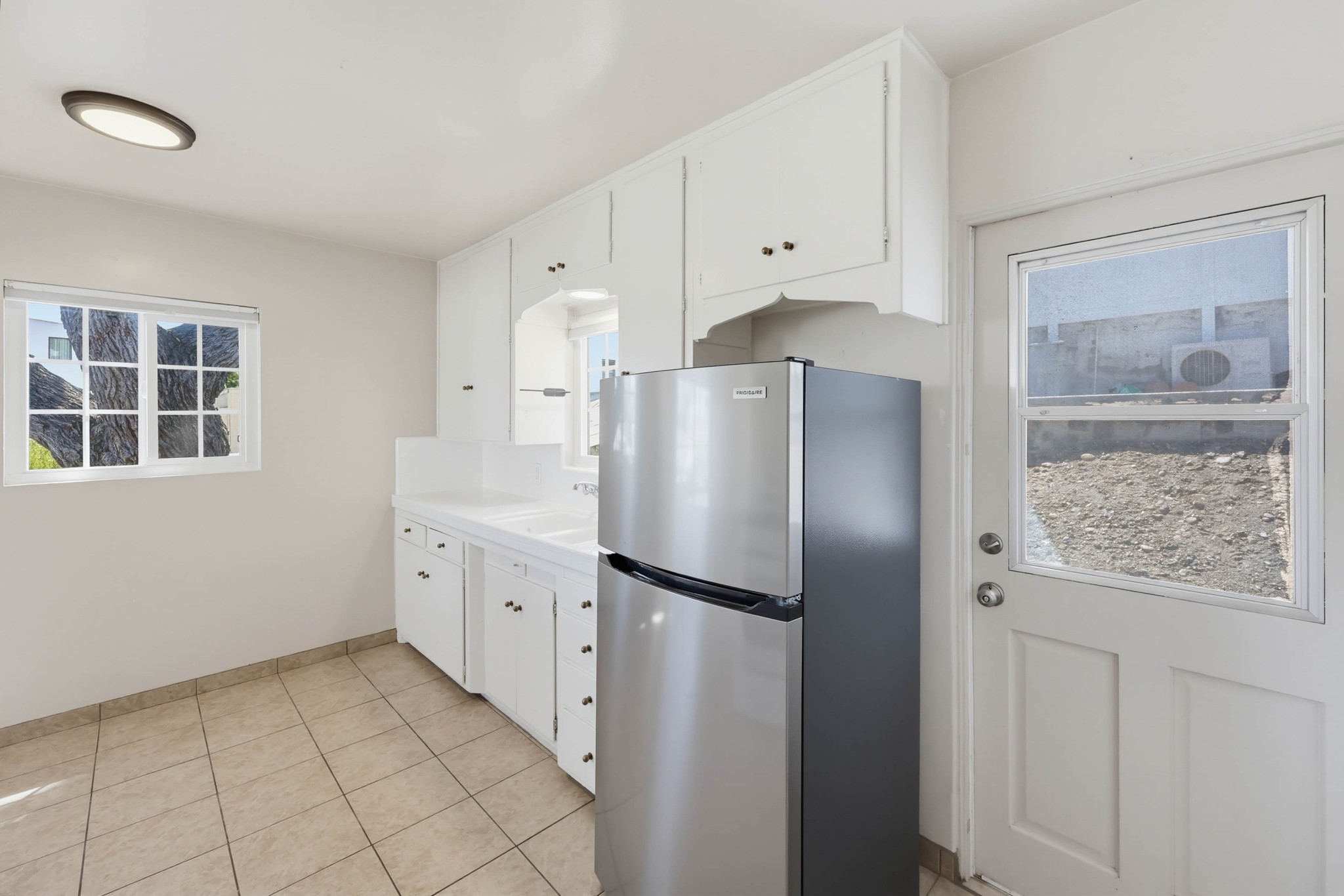 Virtual tour photo 20 of 49 for 1916 Florida Ct