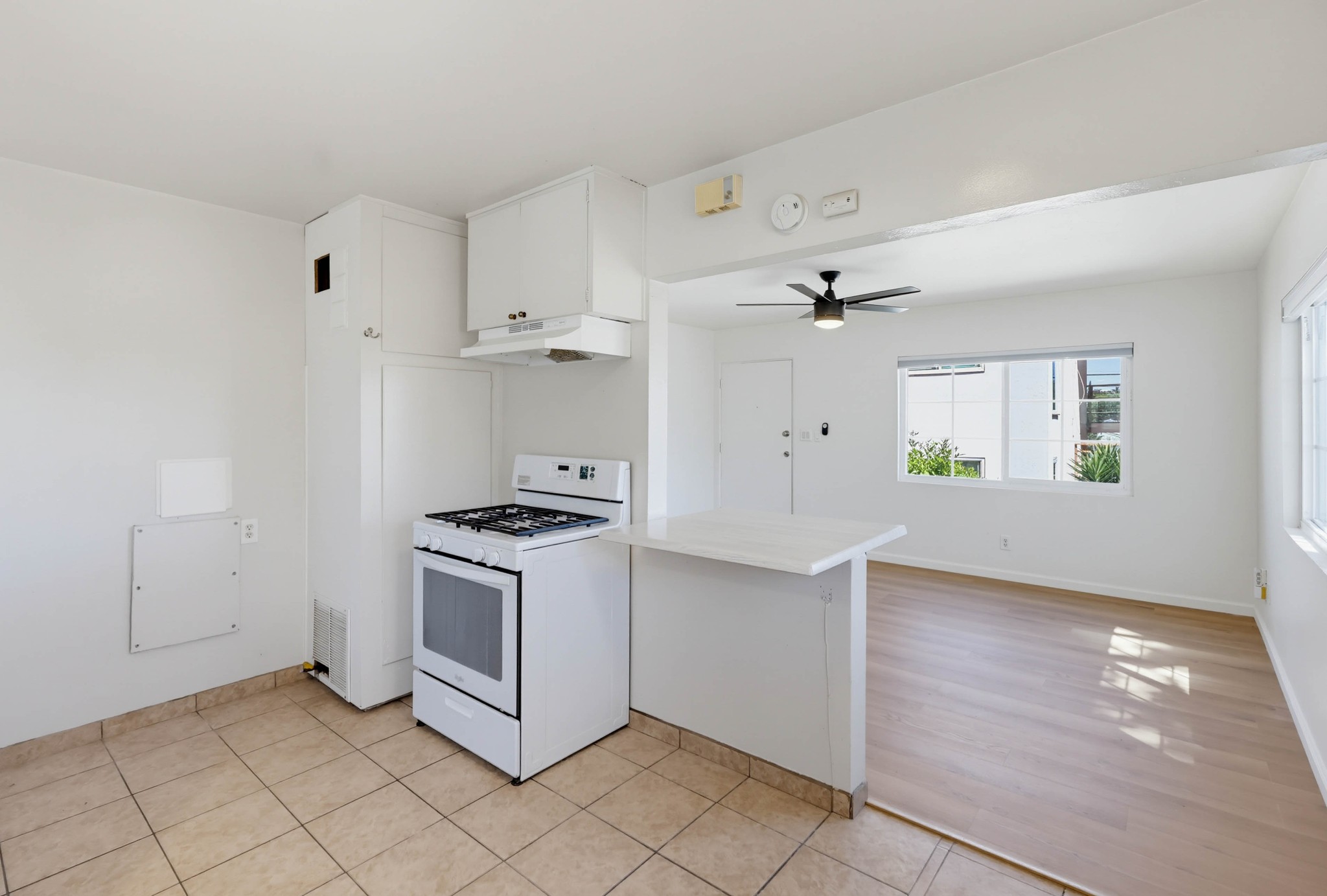 Virtual tour photo 23 of 49 for 1916 Florida Ct