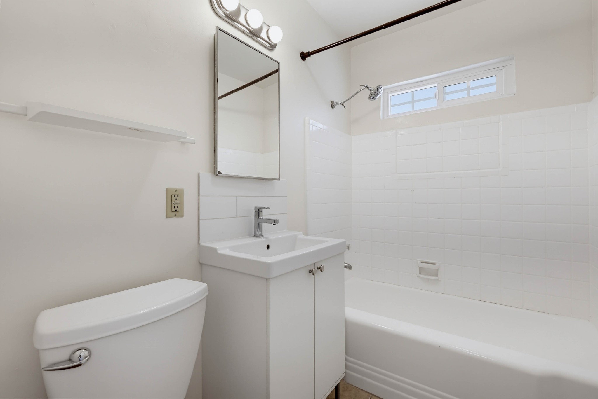 Virtual tour photo 24 of 49 for 1916 Florida Ct