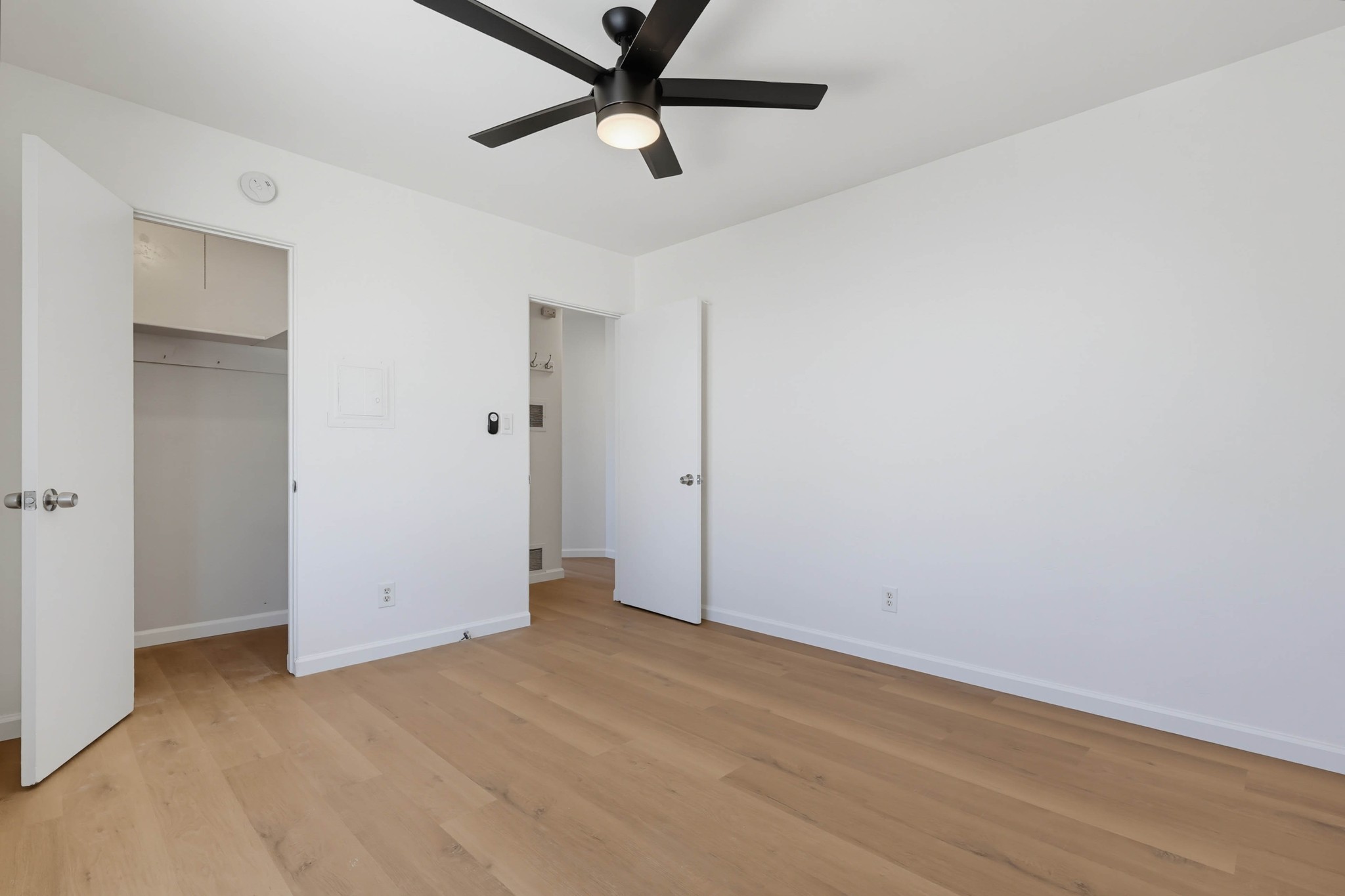 Virtual tour photo 33 of 49 for 1916 Florida Ct