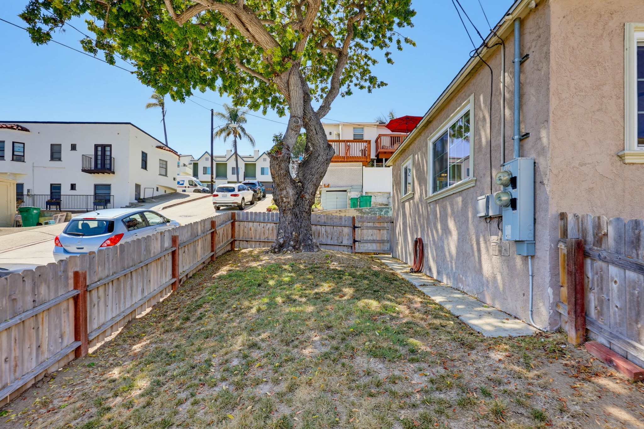 Virtual tour photo 39 of 49 for 1916 Florida Ct