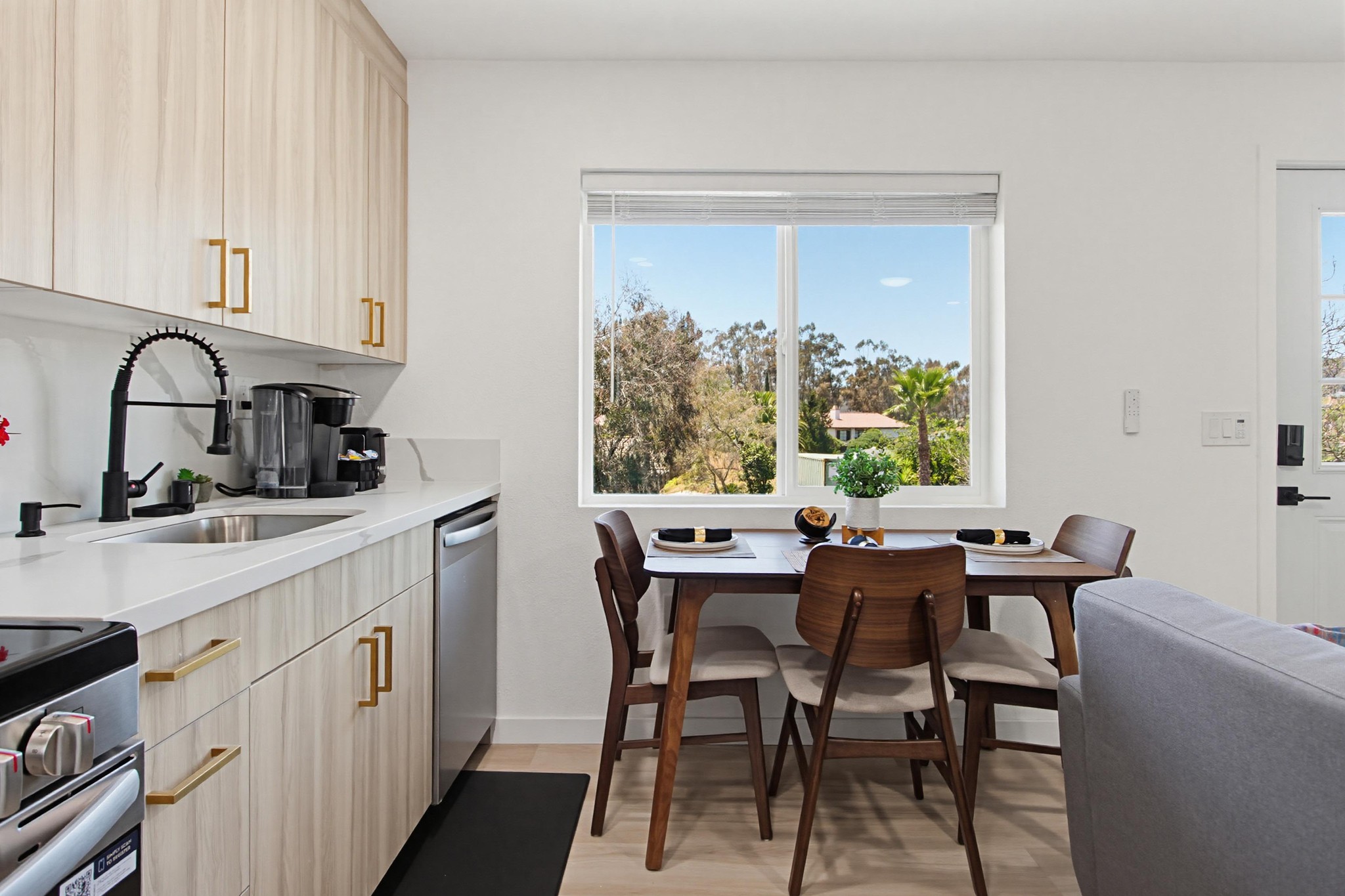 Virtual tour photo 13 of 23 for 1917 Lookout Point Pl