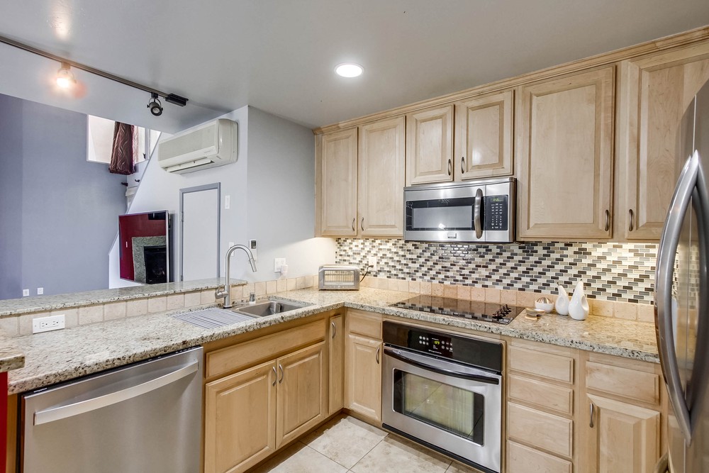 Virtual tour photo 31 of 63 for 1918 Columbia St
