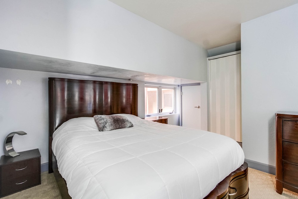 Virtual tour photo 37 of 63 for 1918 Columbia St