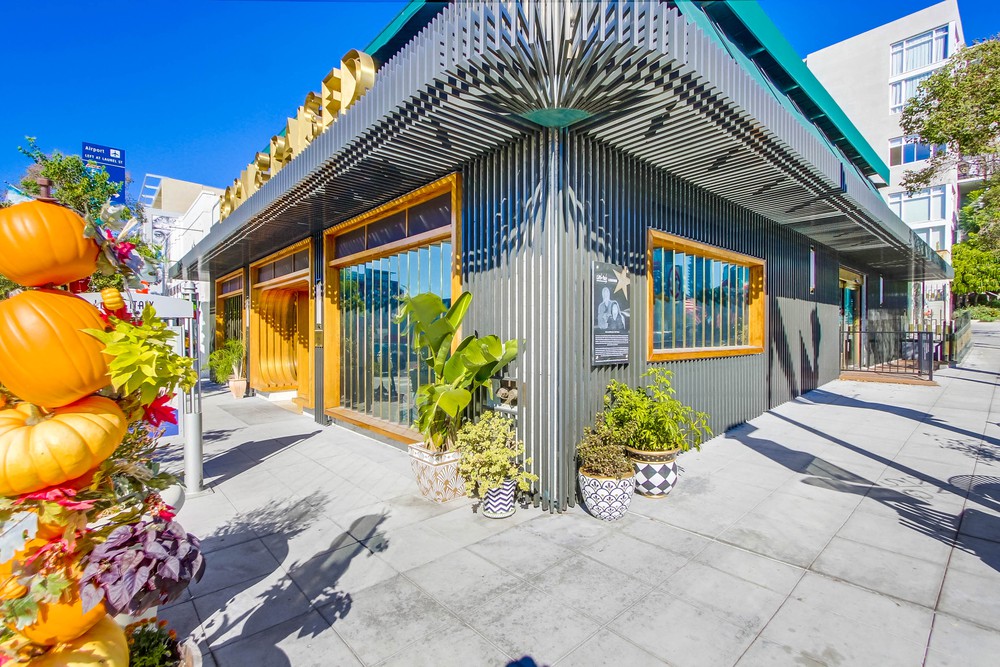 Virtual tour photo 57 of 63 for 1918 Columbia St