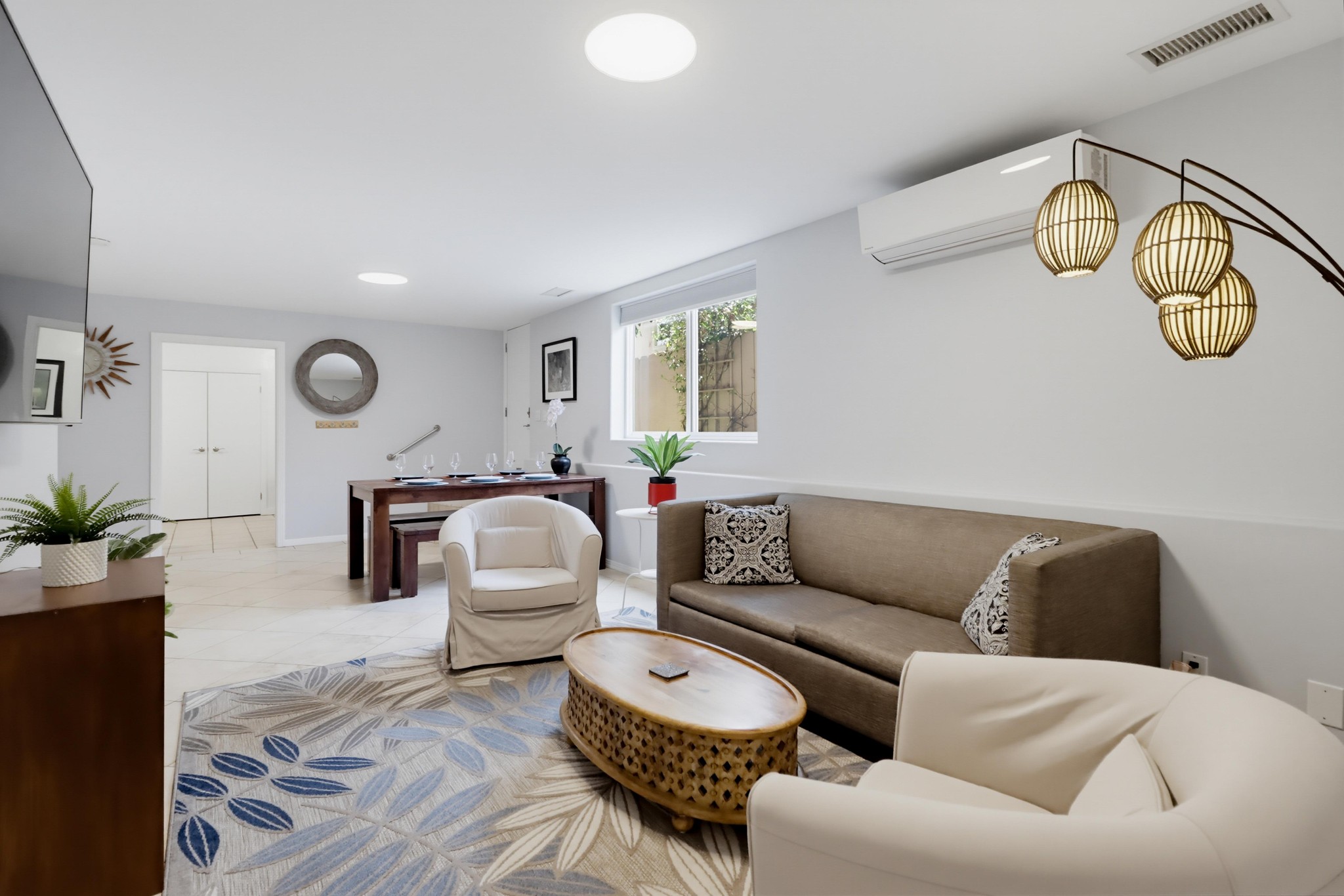 Virtual tour photo 15 of 58 for 1920 Gardena Pl