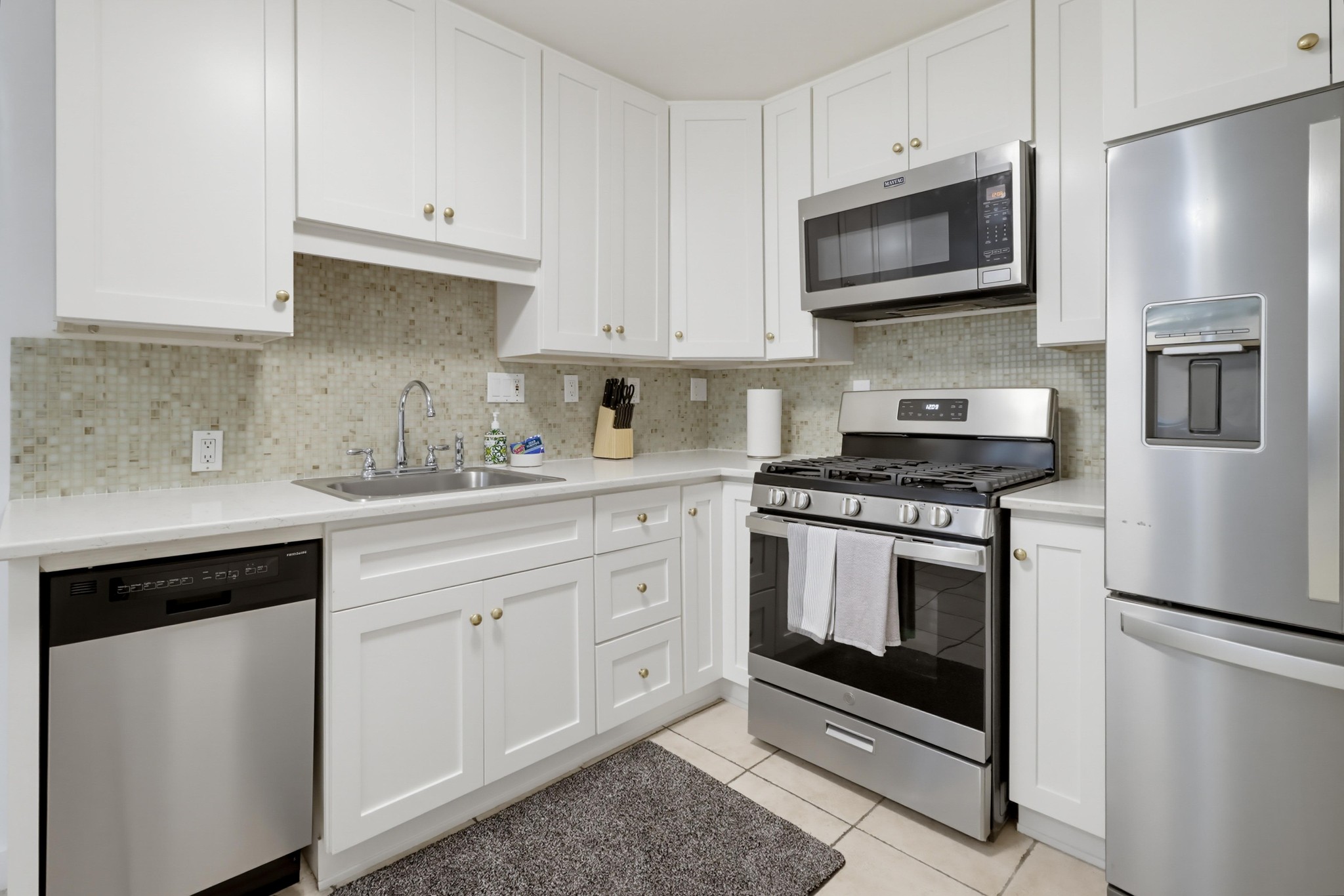 Virtual tour photo 19 of 58 for 1920 Gardena Pl