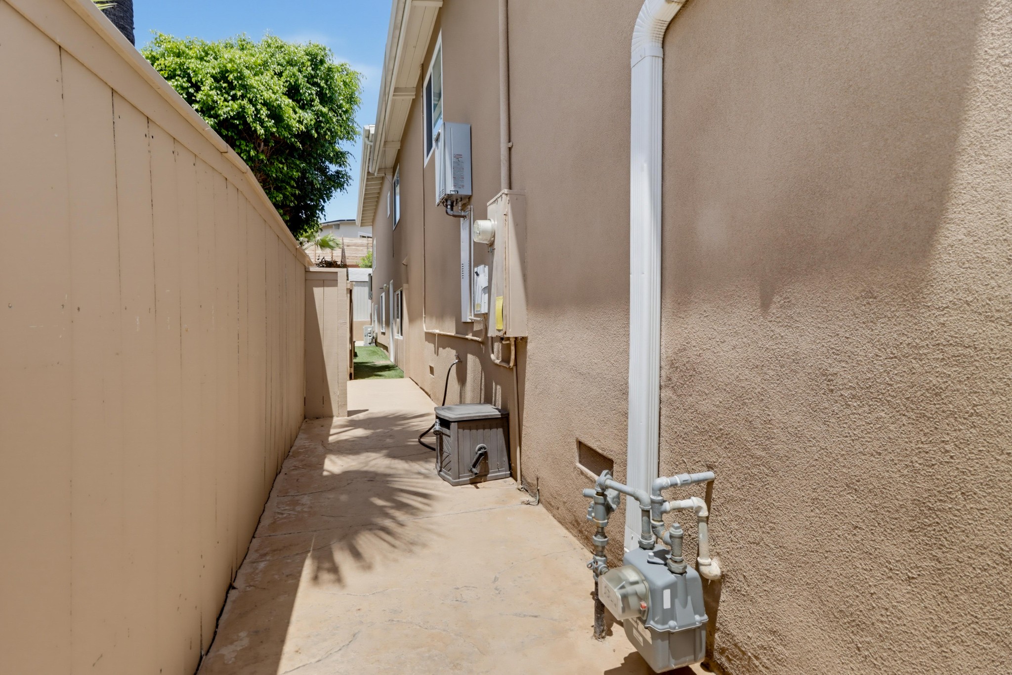 Virtual tour photo 46 of 58 for 1920 Gardena Pl