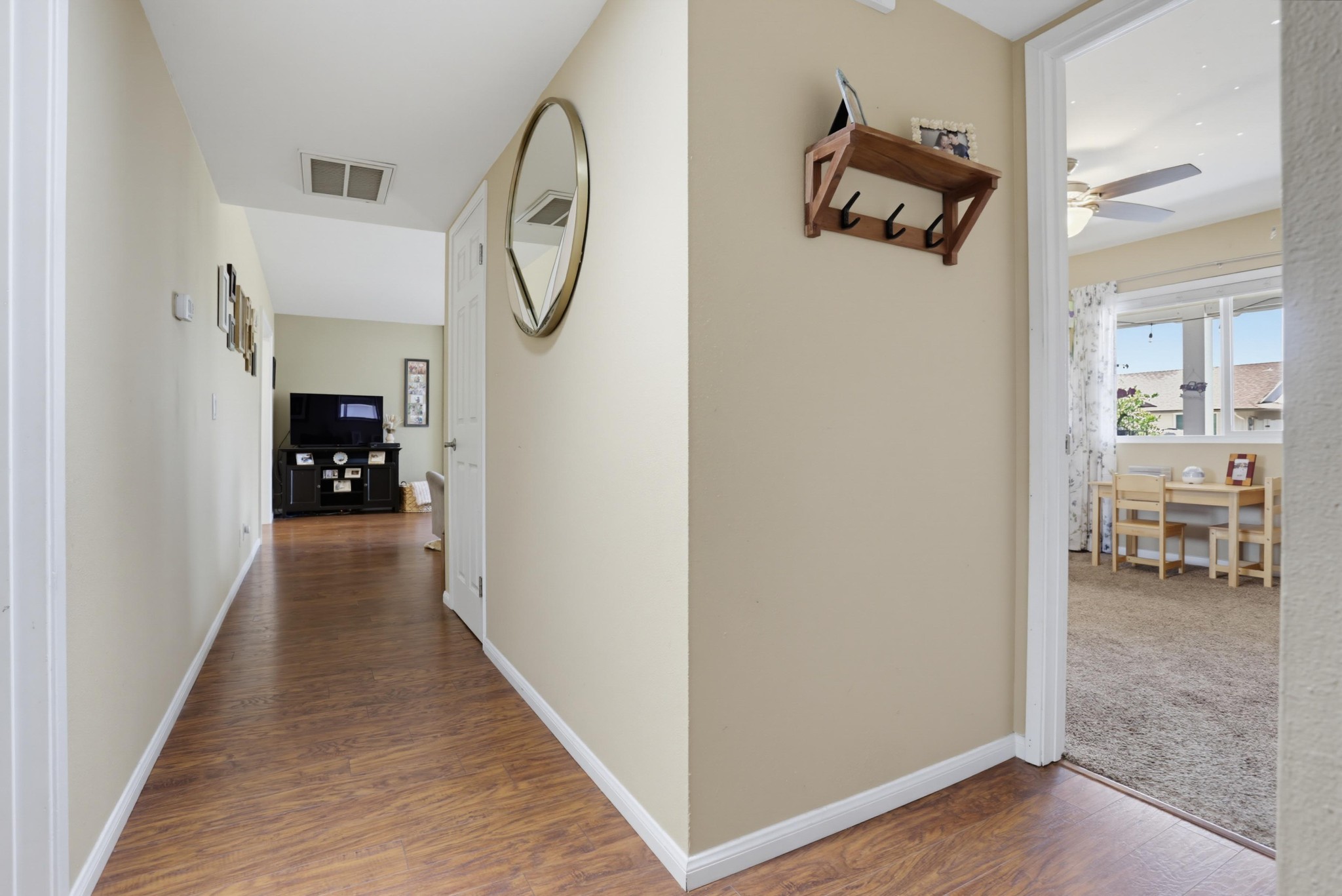 Virtual tour photo 20 of 32 for 1920 Louis Dr