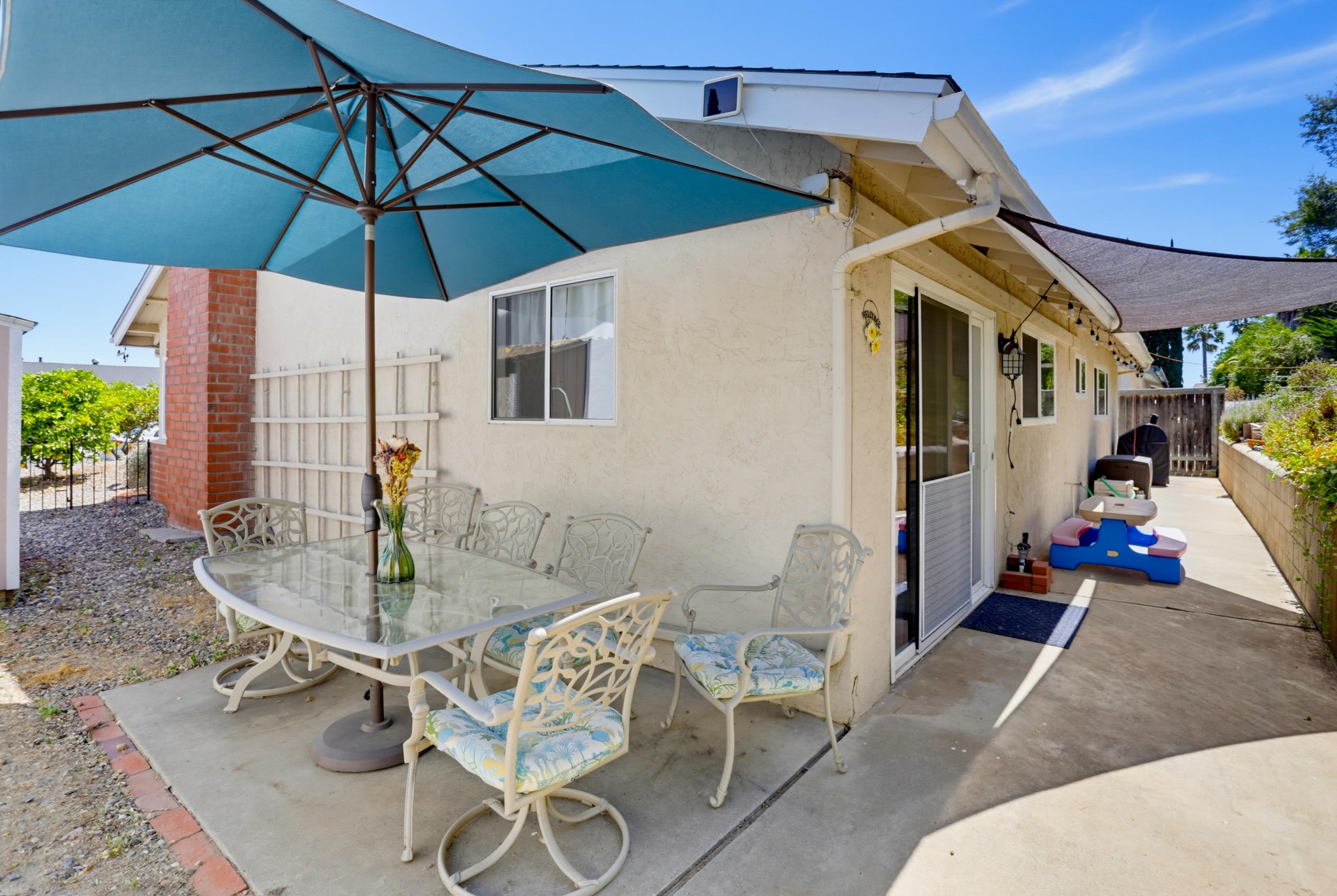 Virtual tour photo 30 of 32 for 1920 Louis Dr