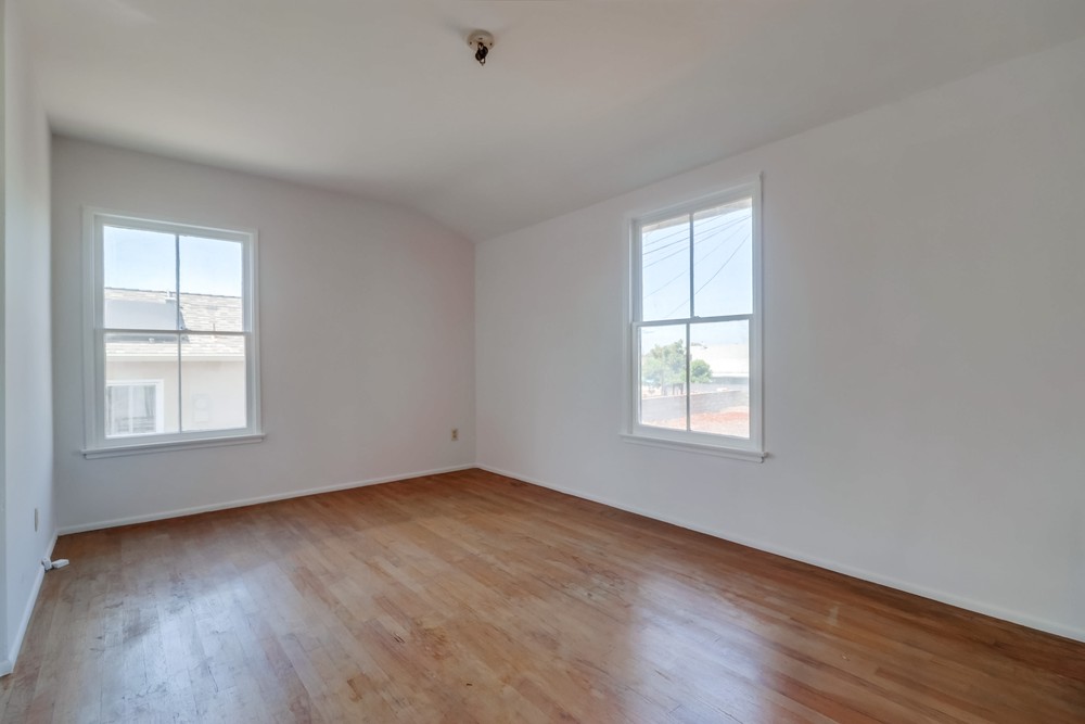 Virtual tour photo 16 of 25 for 1920 Tulip St