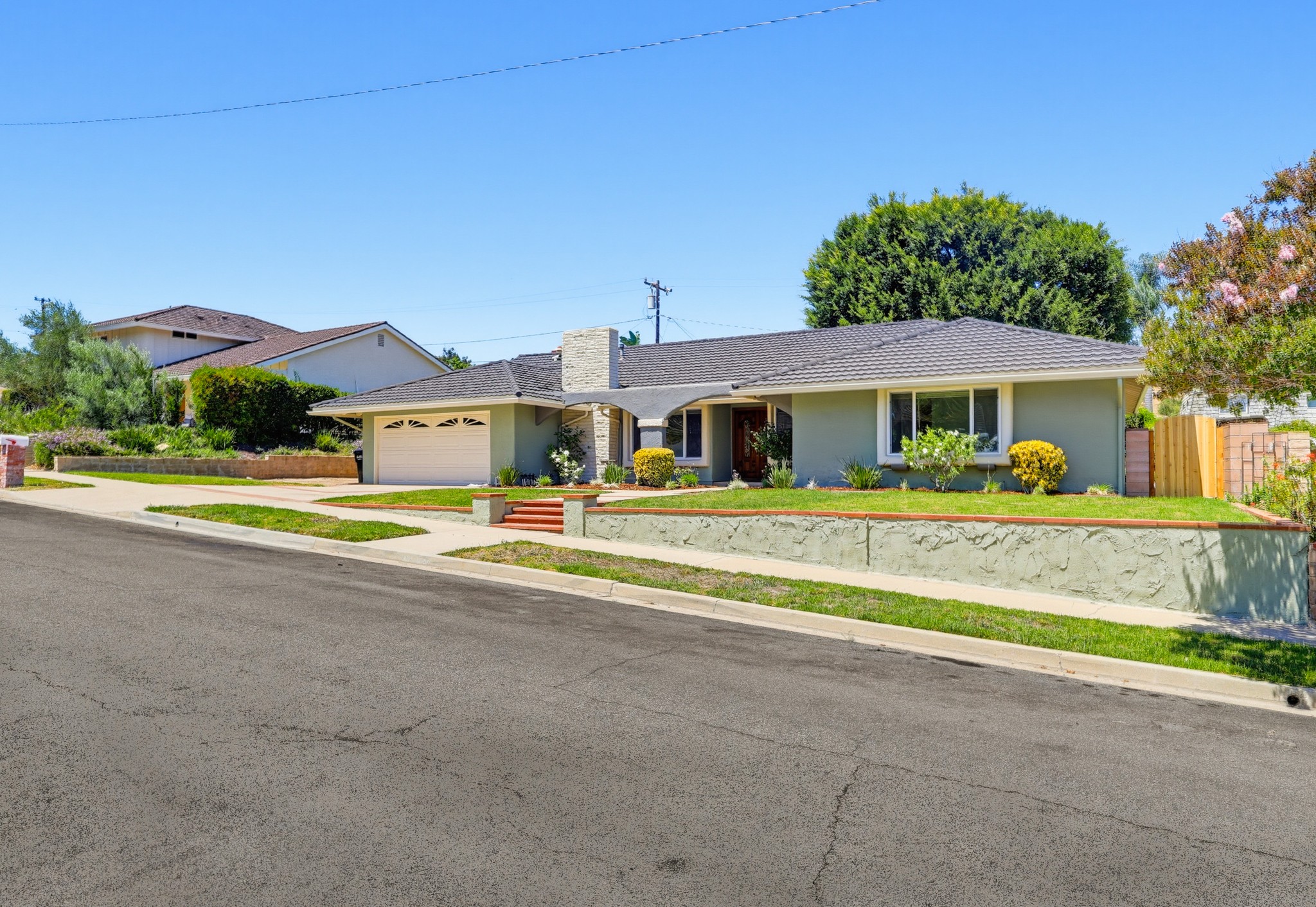 Virtual tour photo 3 of 97 for 1921 Nowak Ave