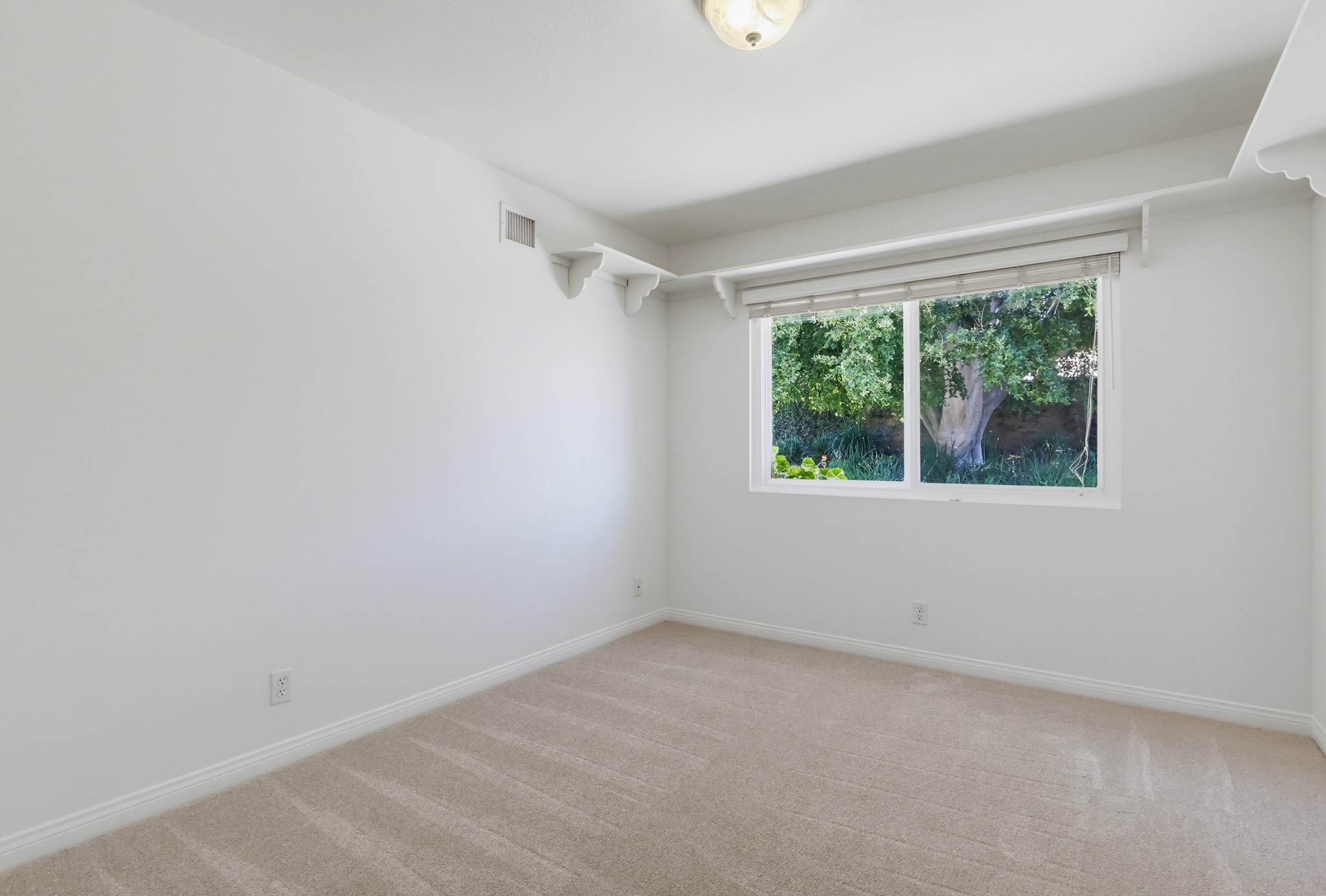 Virtual tour photo 46 of 97 for 1921 Nowak Ave