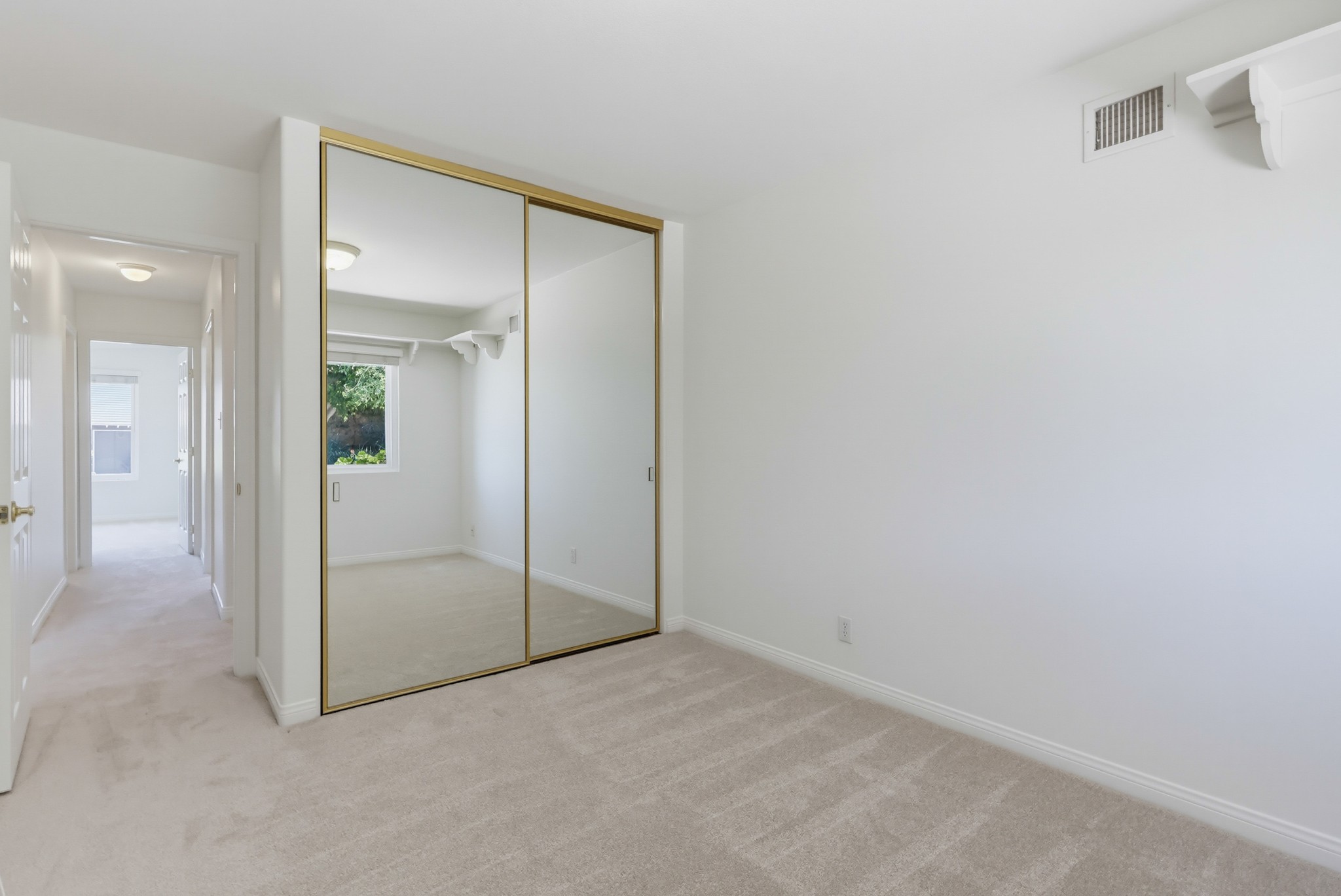 Virtual tour photo 49 of 97 for 1921 Nowak Ave