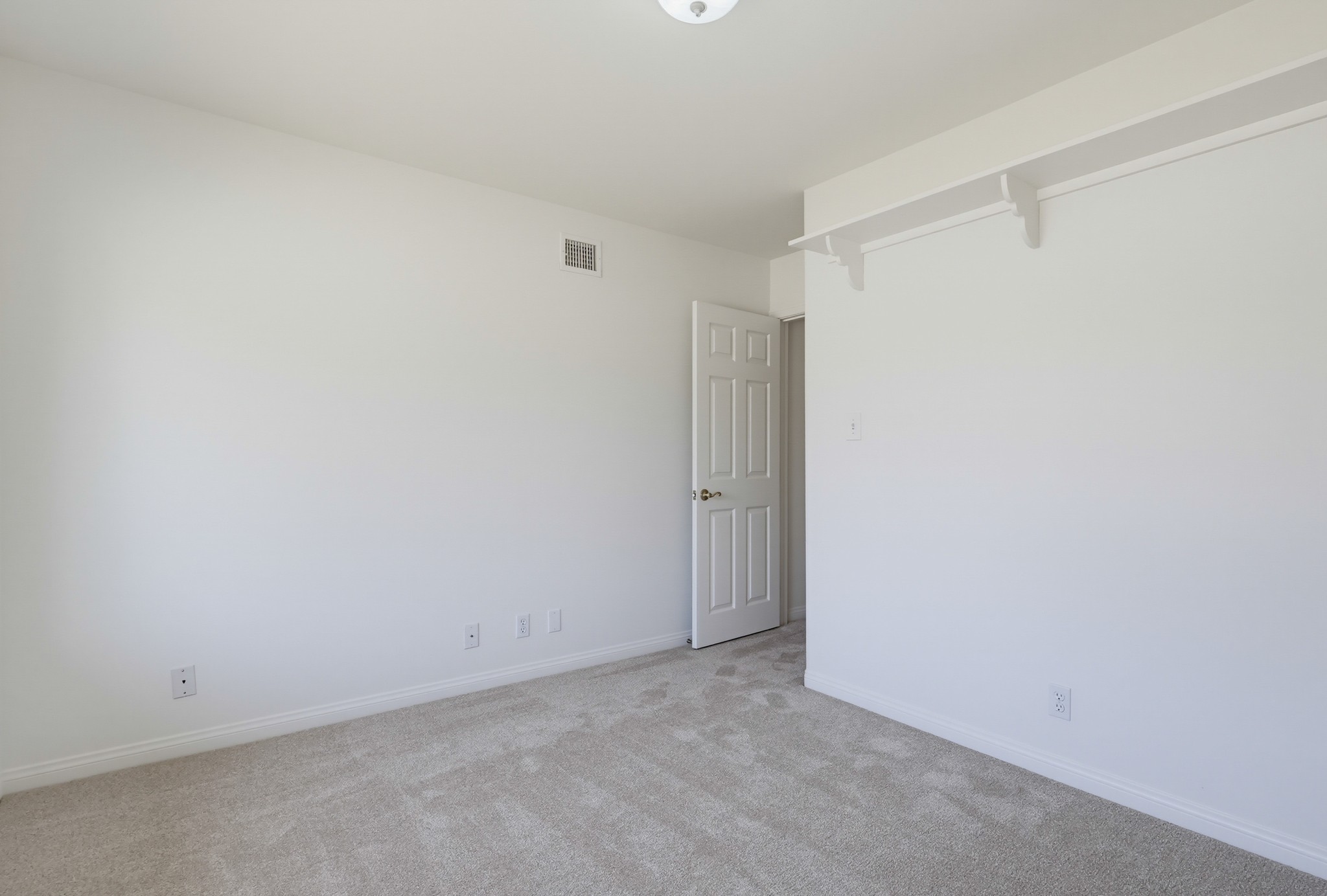 Virtual tour photo 58 of 97 for 1921 Nowak Ave