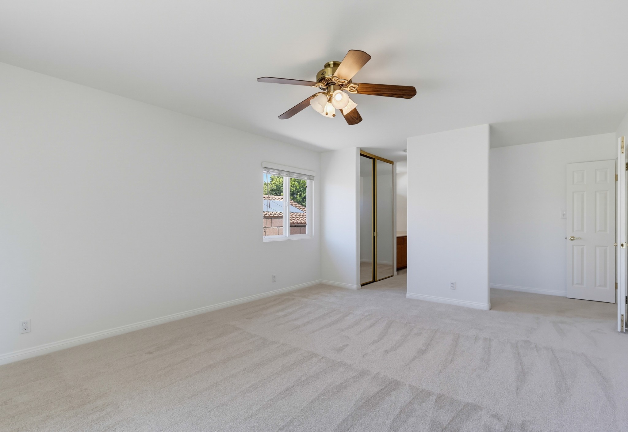 Virtual tour photo 65 of 97 for 1921 Nowak Ave