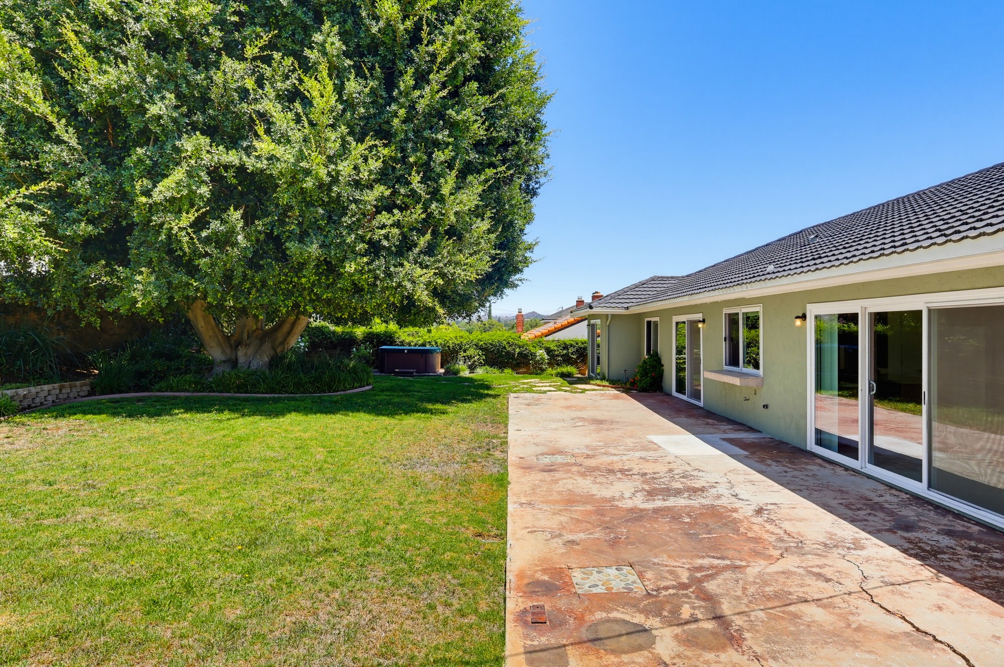 Virtual tour photo 80 of 97 for 1921 Nowak Ave
