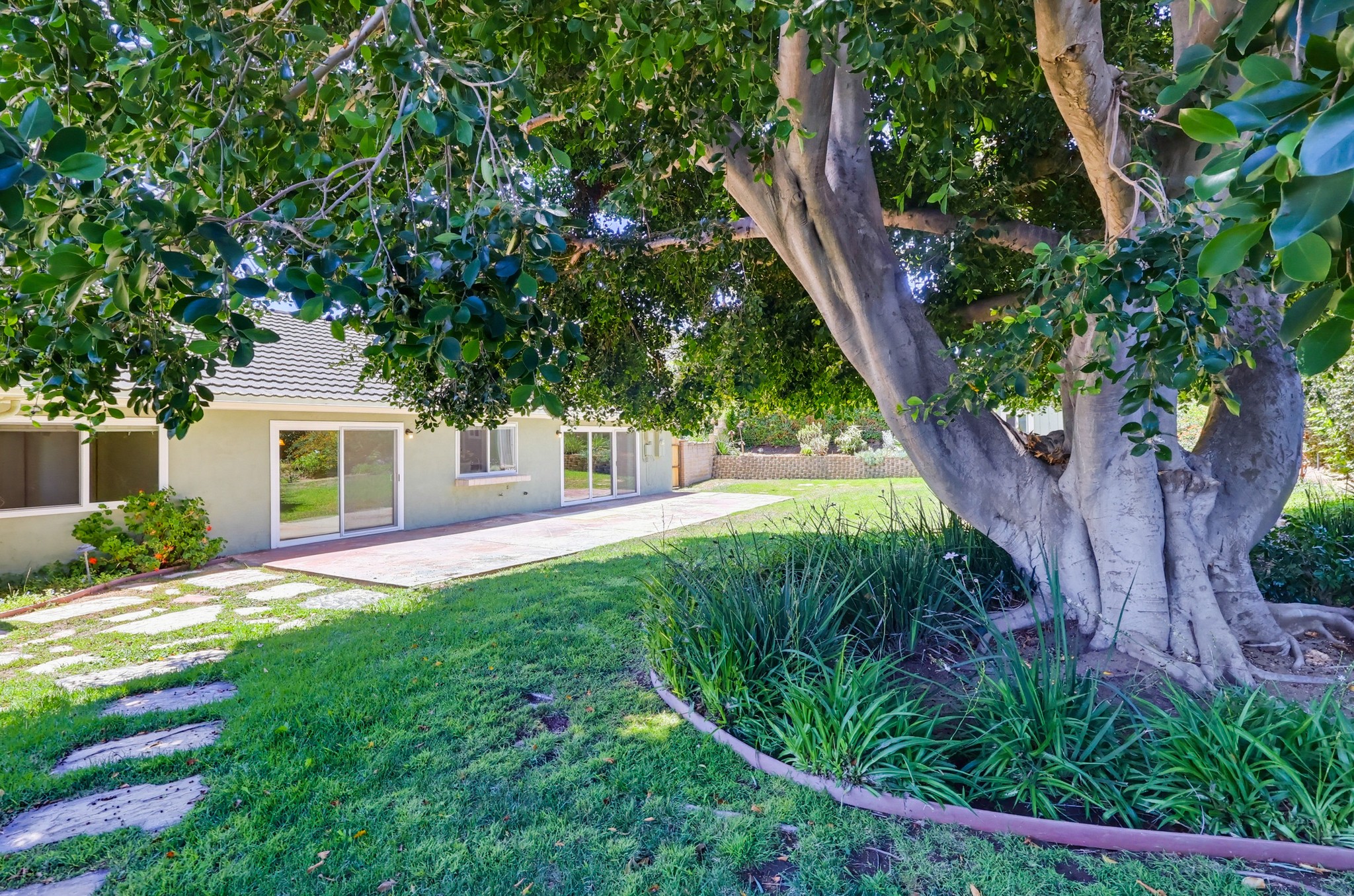 Virtual tour photo 94 of 97 for 1921 Nowak Ave