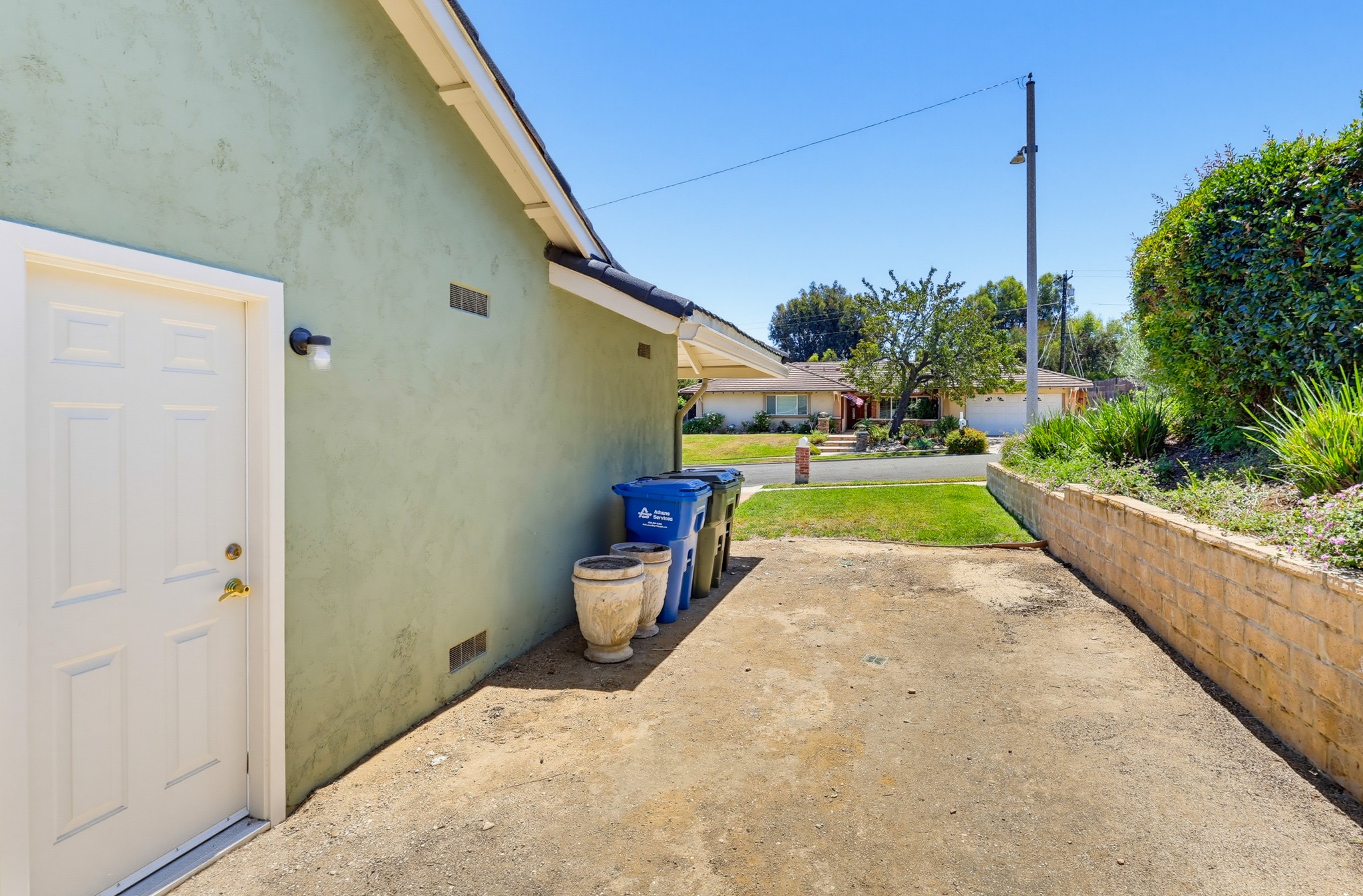Virtual tour photo 96 of 97 for 1921 Nowak Ave