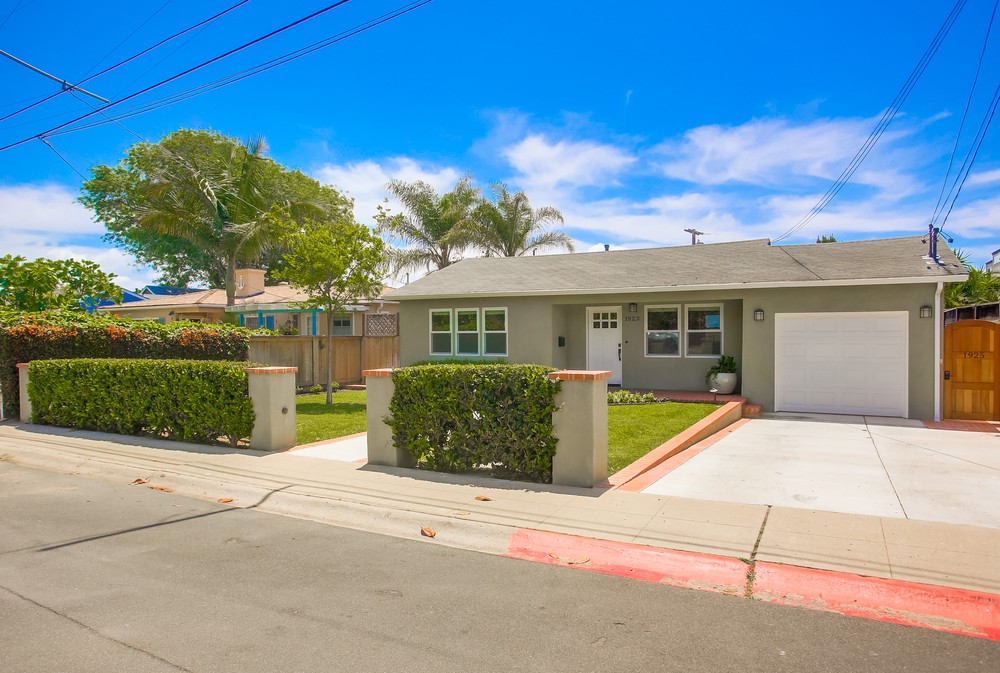 Virtual tour photo 3 of 37 for 1923 Chalcedony St