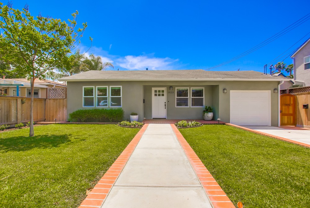 Virtual tour photo 5 of 37 for 1923 Chalcedony St