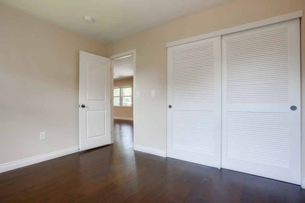 Virtual tour photo 24 of 37 for 1923 Chalcedony St