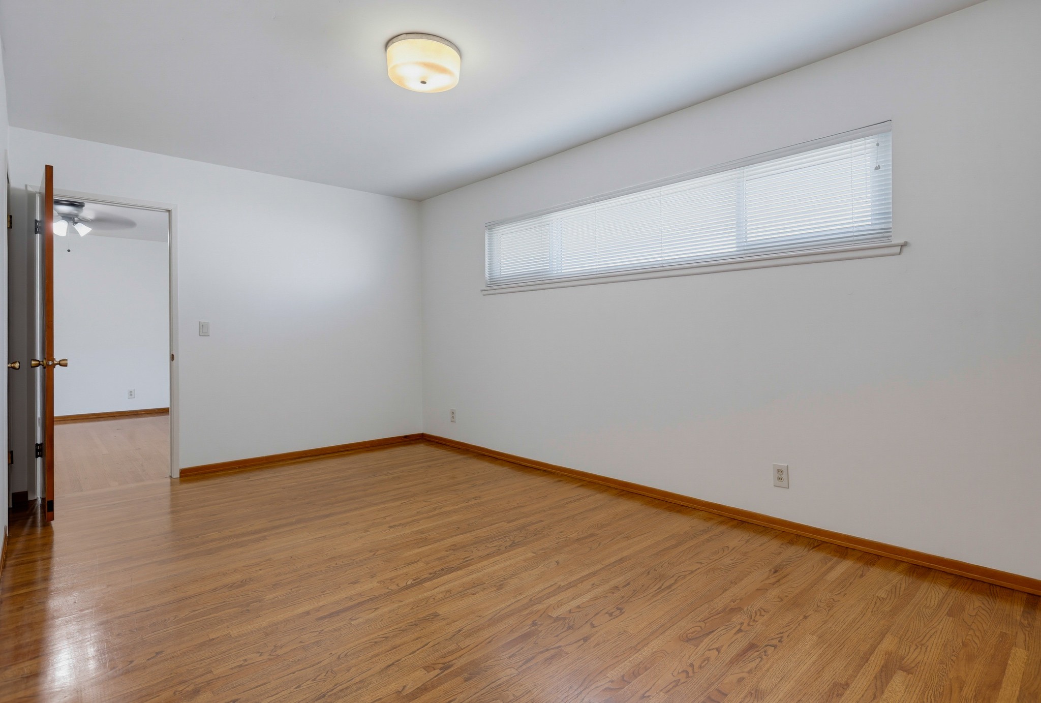 Virtual tour photo 27 of 73 for 1924 W Willow Ave