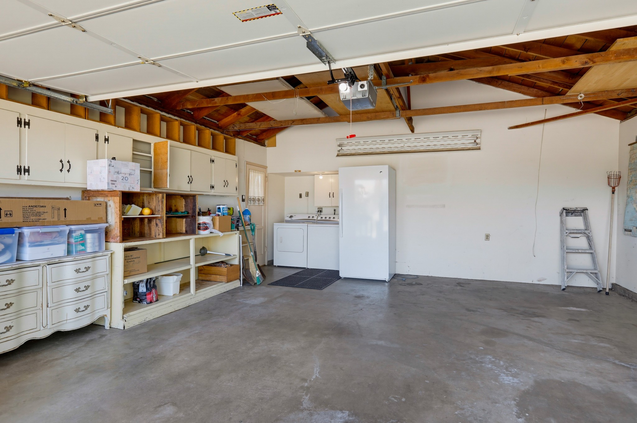 Virtual tour photo 47 of 73 for 1924 W Willow Ave