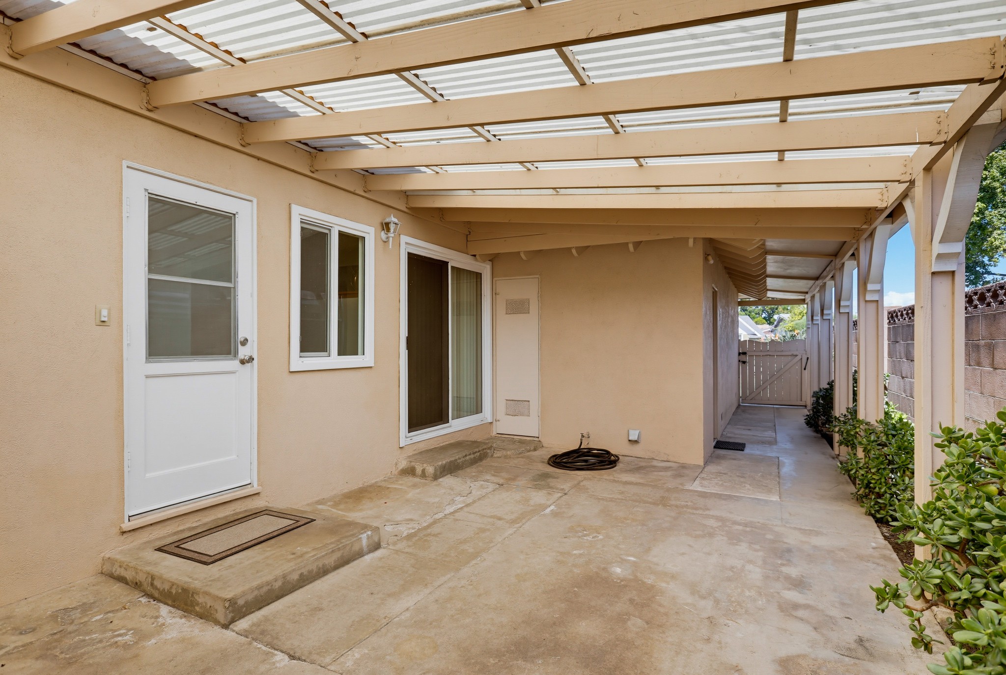 Virtual tour photo 50 of 73 for 1924 W Willow Ave