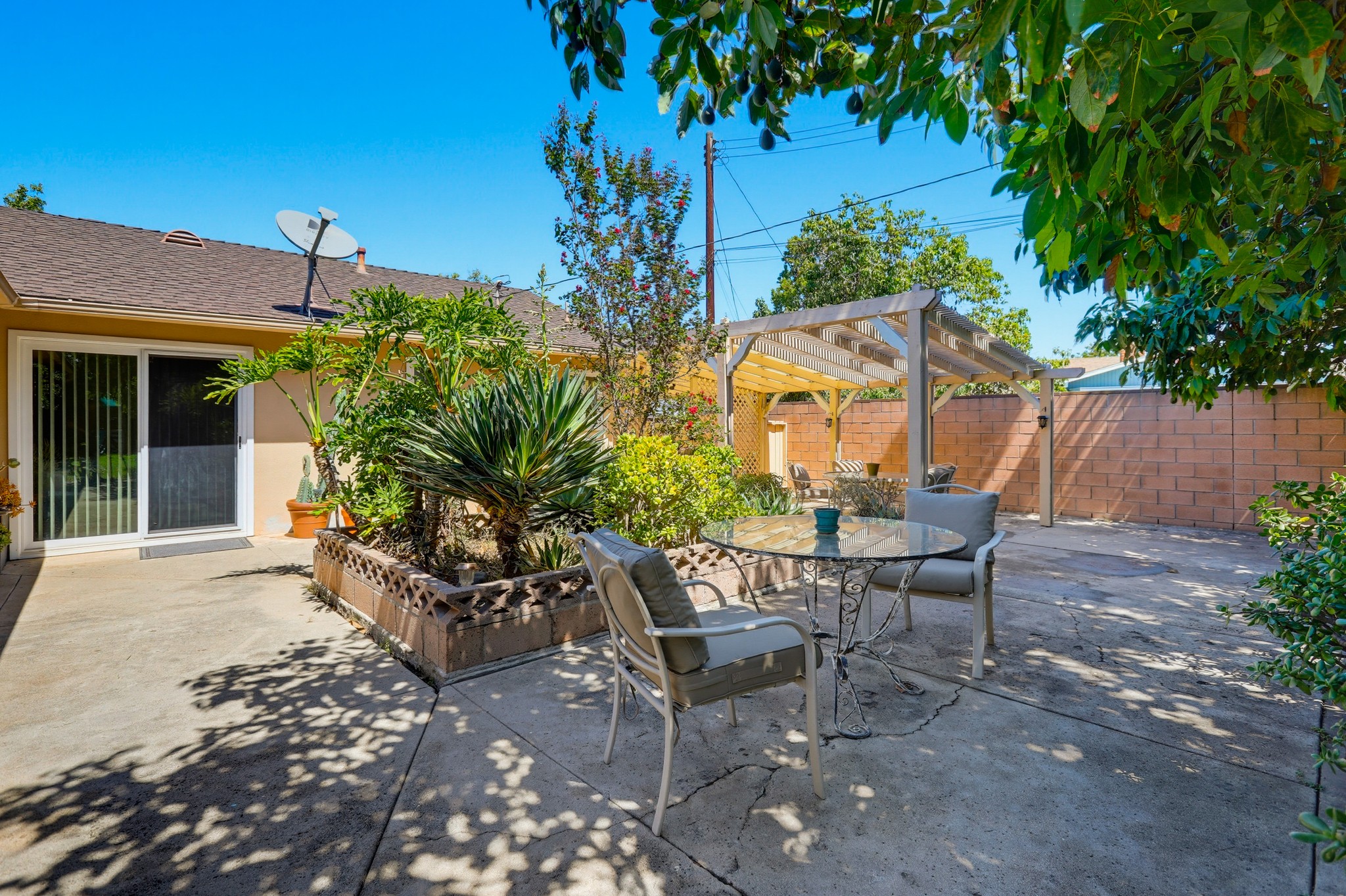 Virtual tour photo 57 of 73 for 1924 W Willow Ave