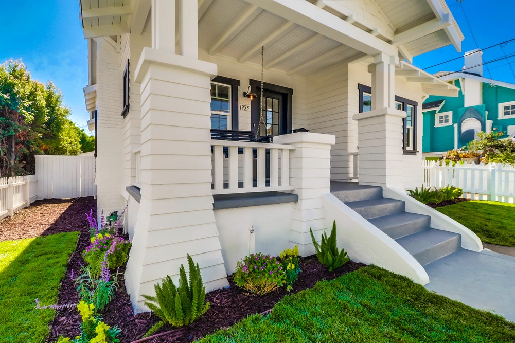 Virtual tour photo 6 of 44 for 1925 Madison Ave
