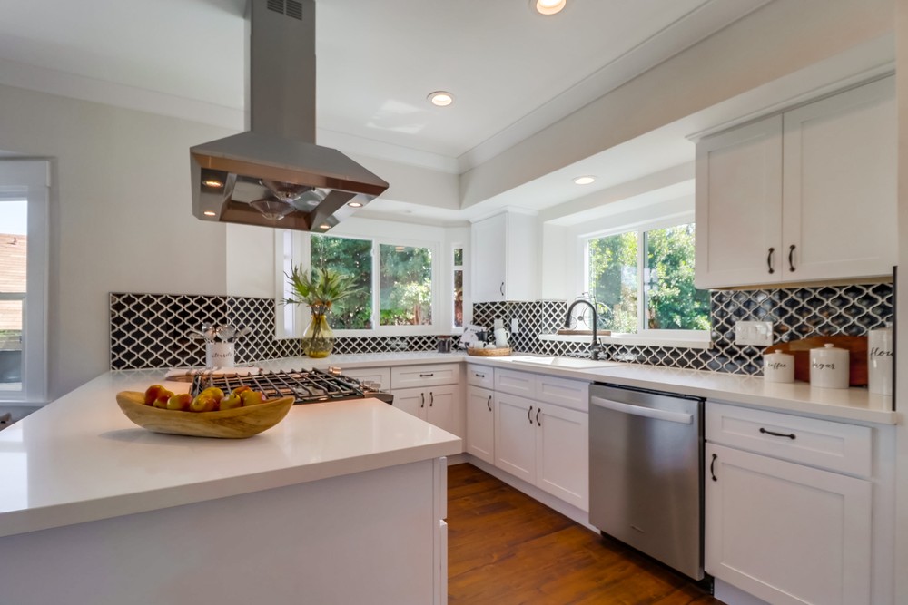 Virtual tour photo 20 of 44 for 1925 Madison Ave