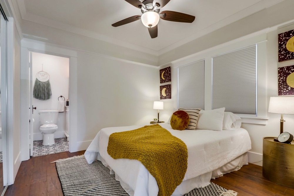 Virtual tour photo 27 of 44 for 1925 Madison Ave