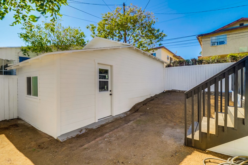 Virtual tour photo 40 of 44 for 1925 Madison Ave