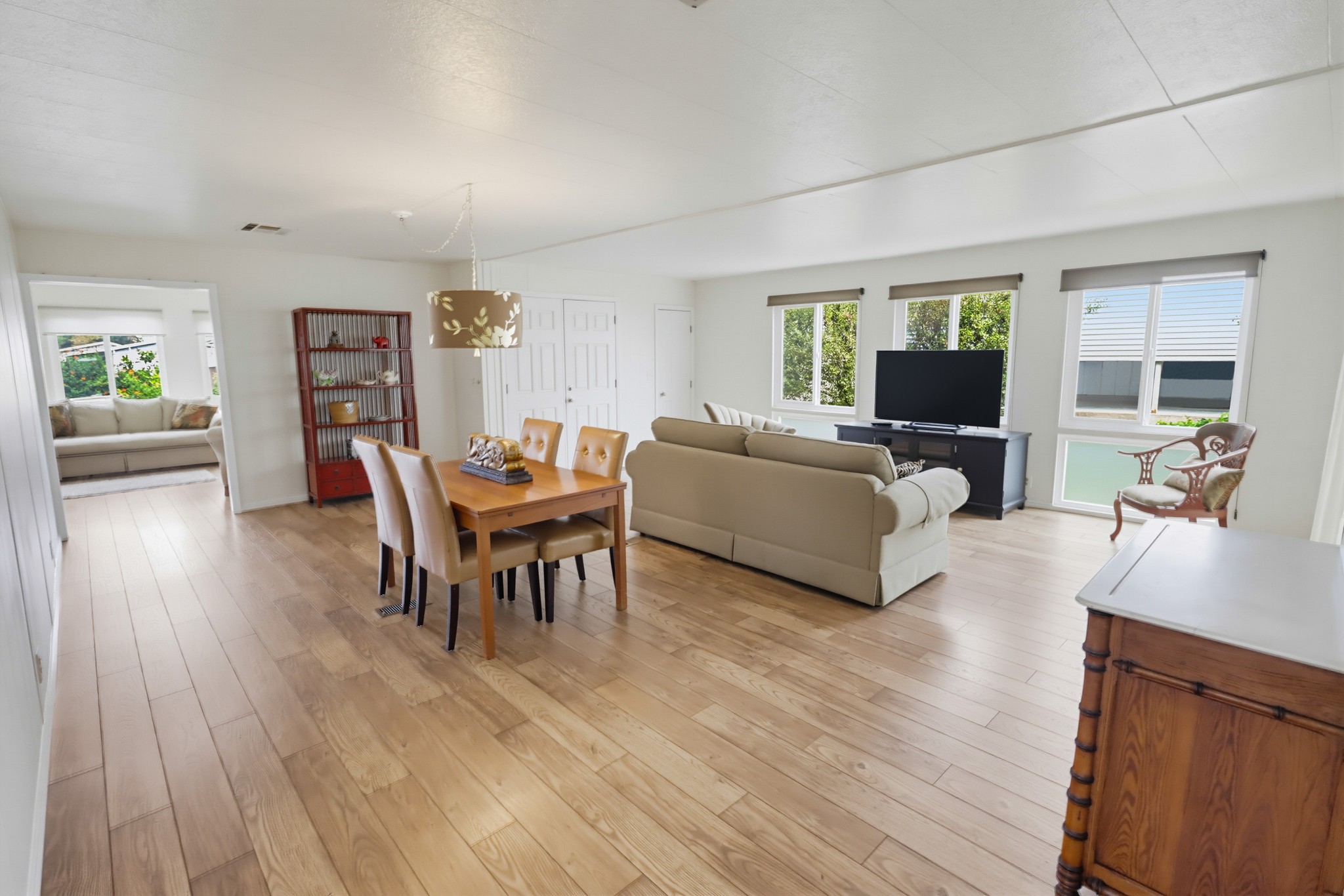Virtual tour photo 9 of 47 for 1930 W San Marcos Blvd Spc 105