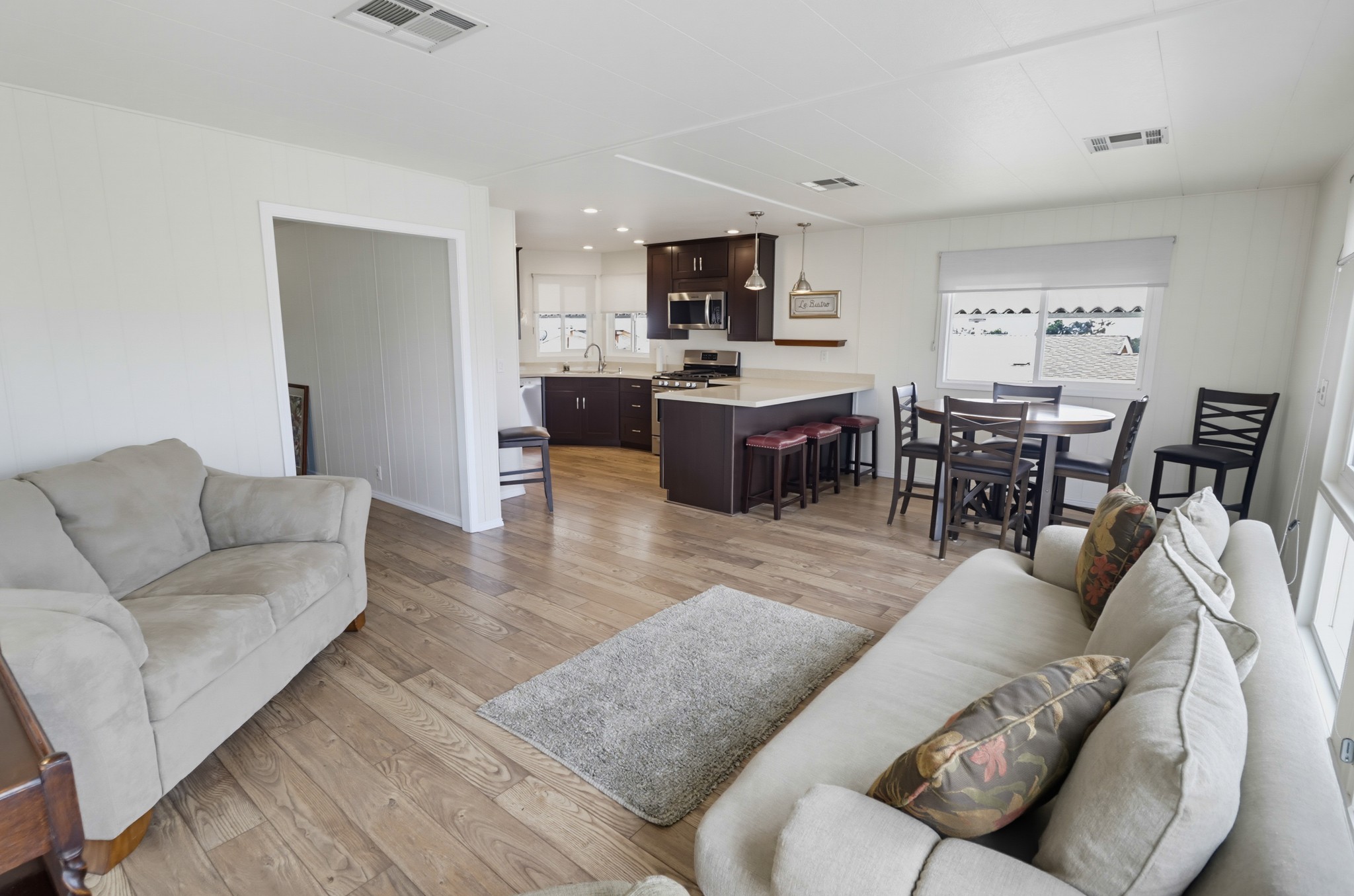 Virtual tour photo 18 of 47 for 1930 W San Marcos Blvd Spc 105