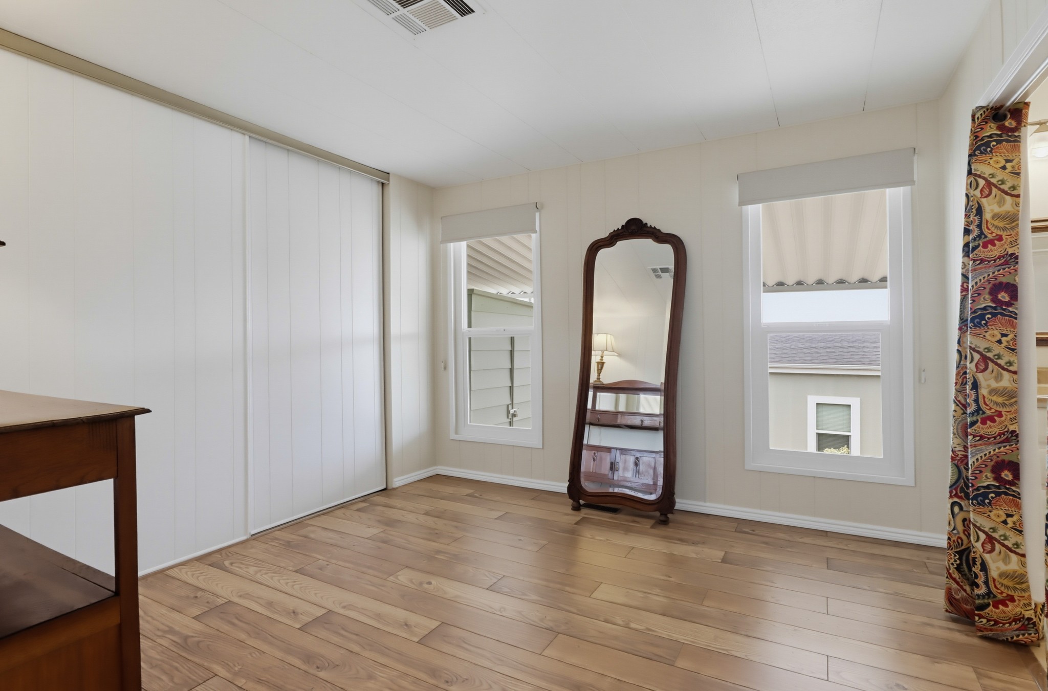 Virtual tour photo 32 of 47 for 1930 W San Marcos Blvd Spc 105